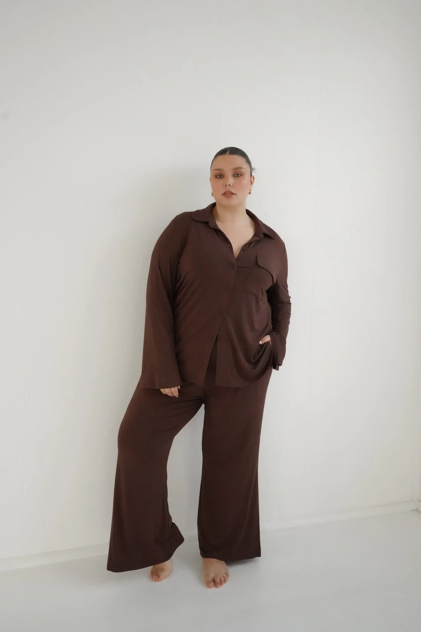 BUTTERY SLEEP TOP L/S ESPRESSO sold by FAYT The Label