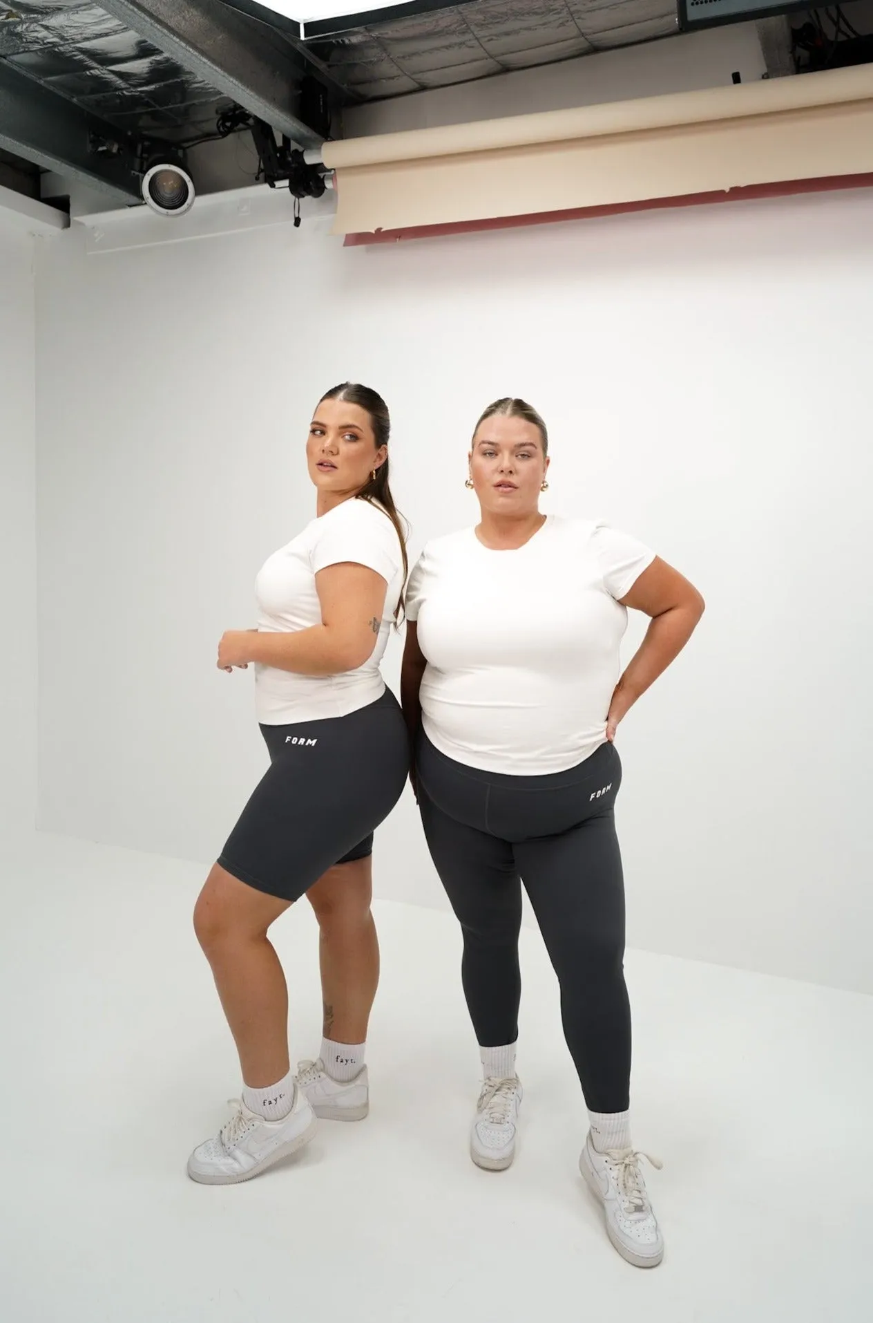 FORM BASE TIGHT 7/8 GREY sold by FAYT The Label