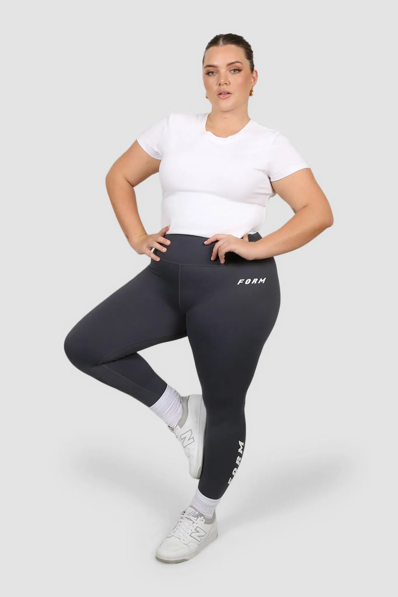 FORM BASE TIGHT 7/8 GREY sold by FAYT The Label product image thumbnail 5