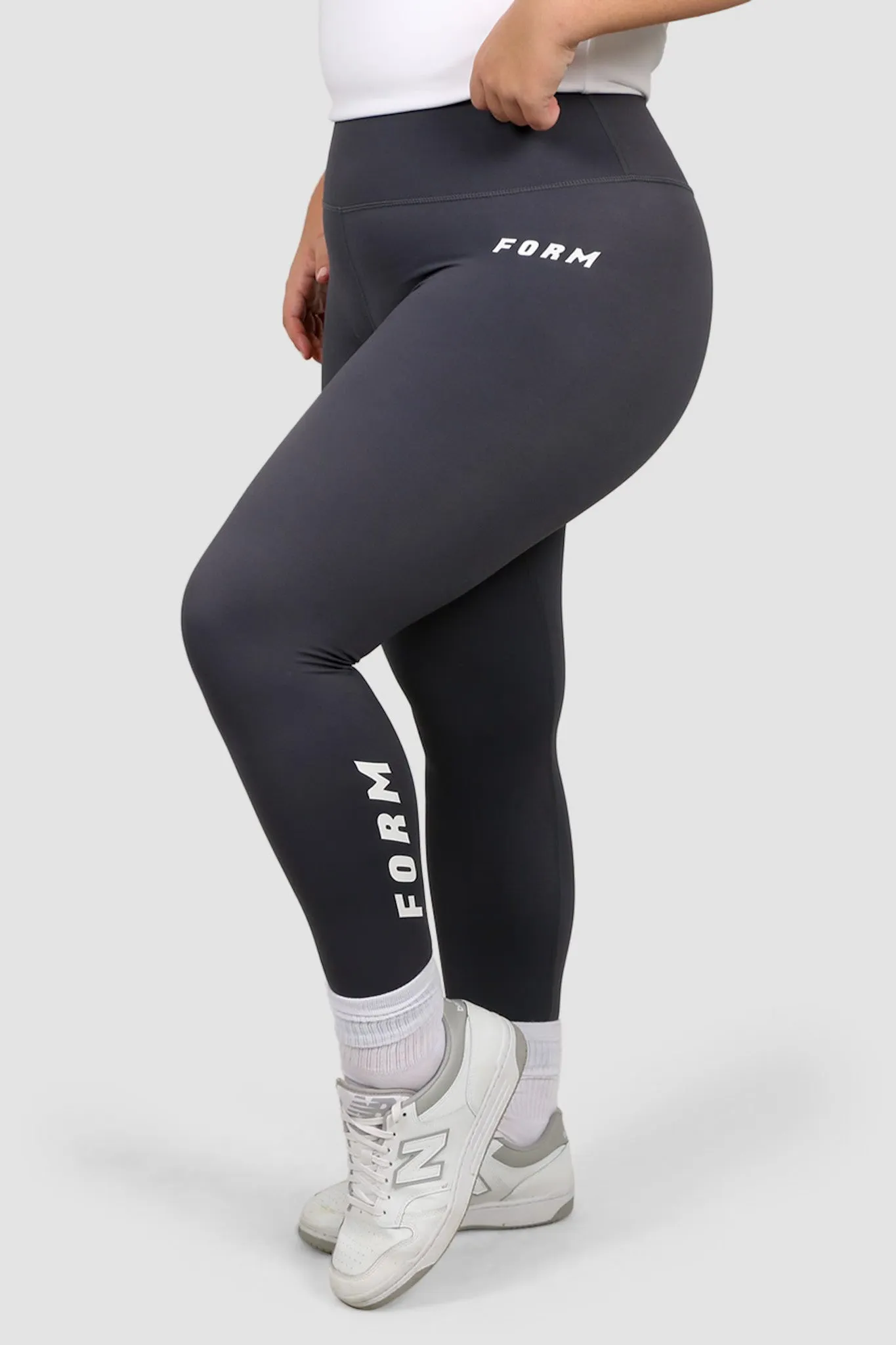 FORM BASE TIGHT 7/8 GREY sold by FAYT The Label product image thumbnail 3