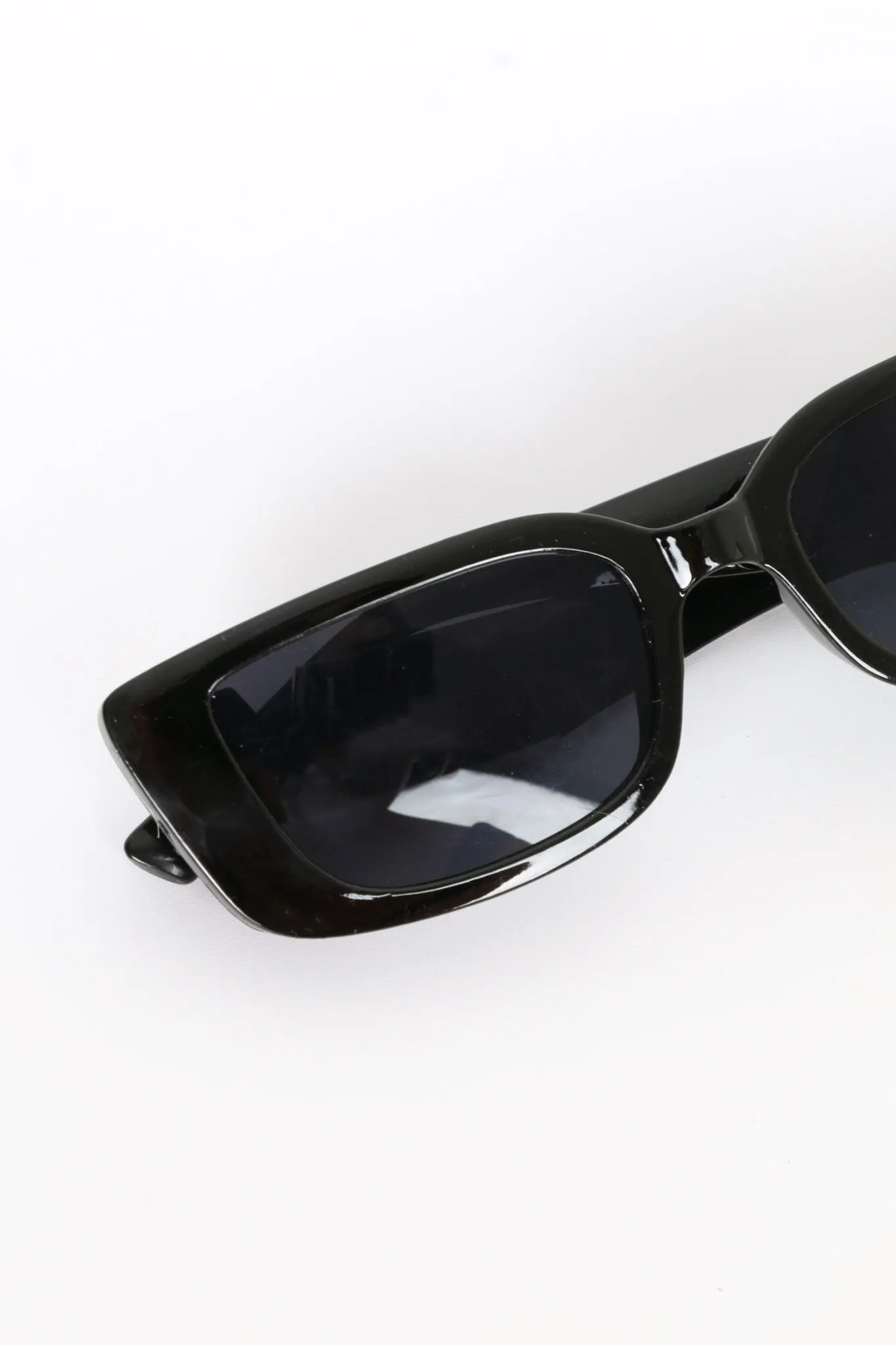 RETRO V SUNGLASSES BLACK sold by FAYT The Label product image thumbnail 3