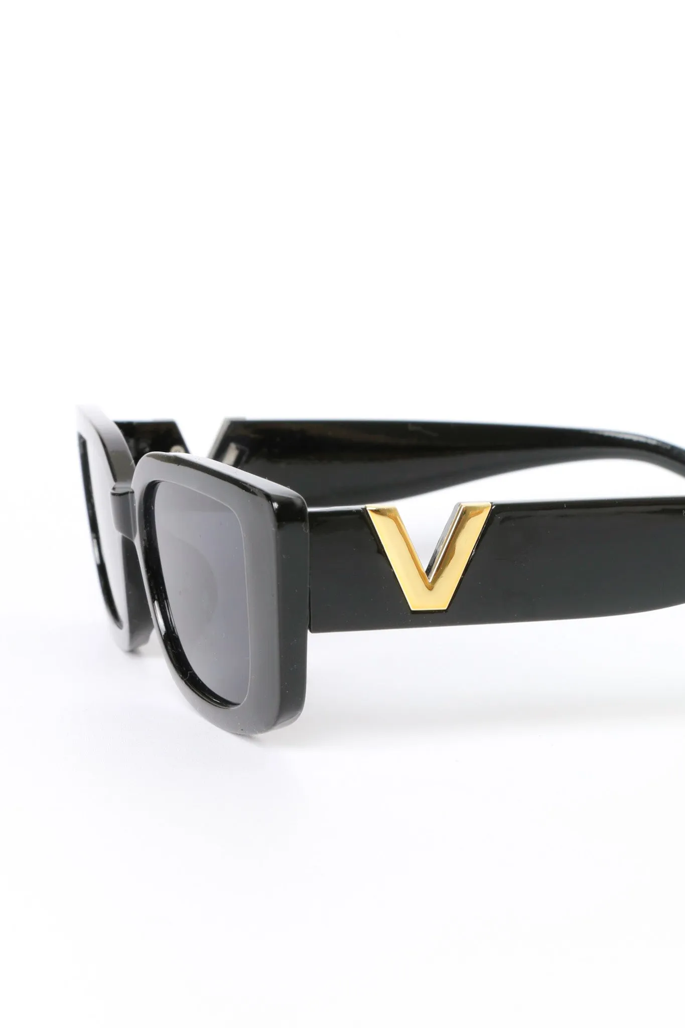 RETRO V SUNGLASSES BLACK sold by FAYT The Label product image thumbnail 2