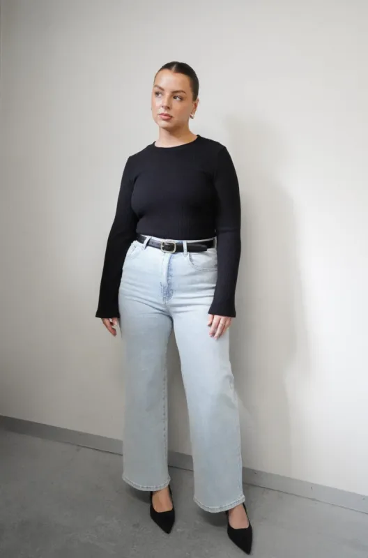 FB SALE - AXEL WIDE LEG JEANS LIGHT BLUE SIZE 24 (A) sold by FAYT The Label