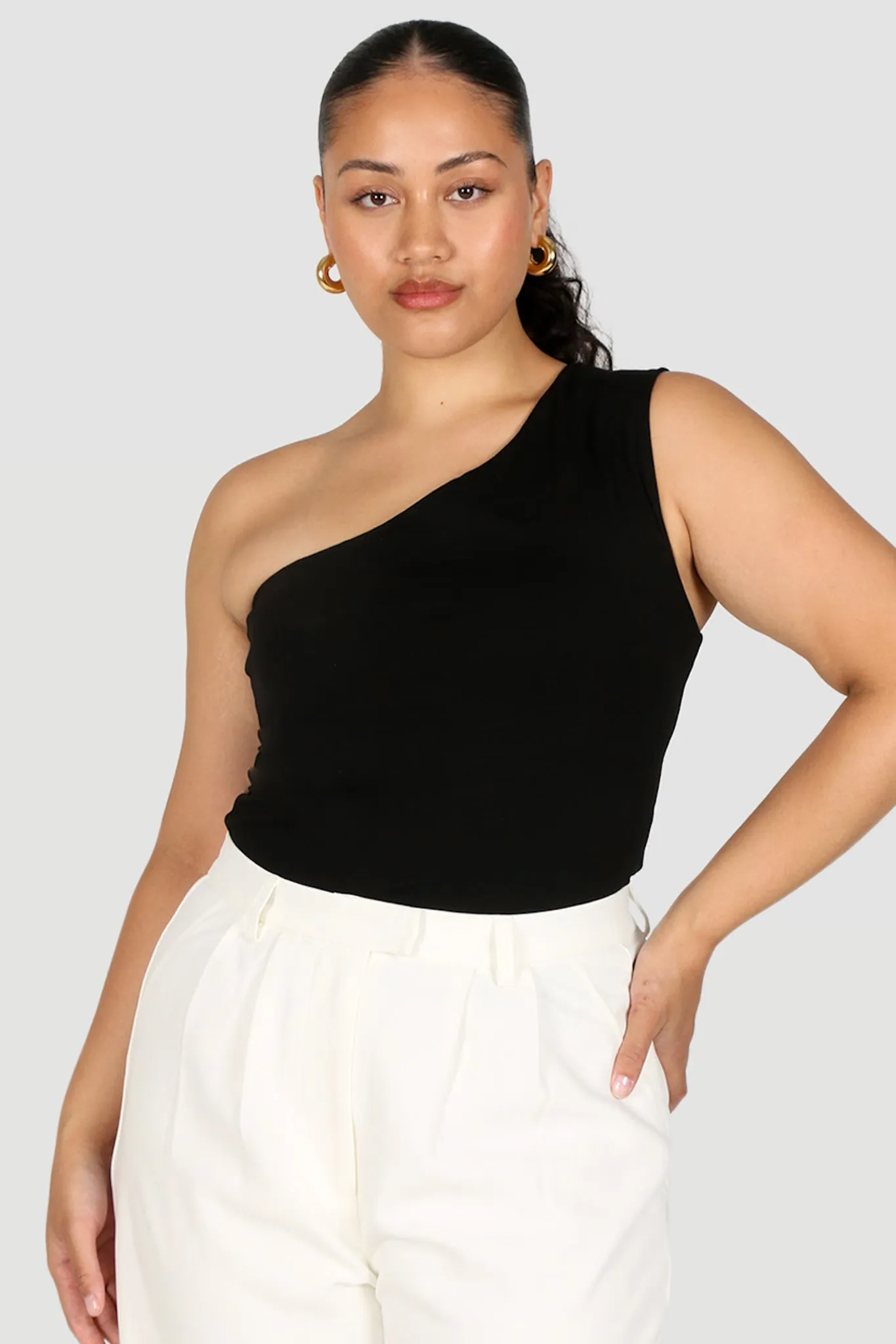 FB SALE - SULLIVAN ONE SHOULDER TOP BLACK SIZE 18-20 sold by FAYT The Label