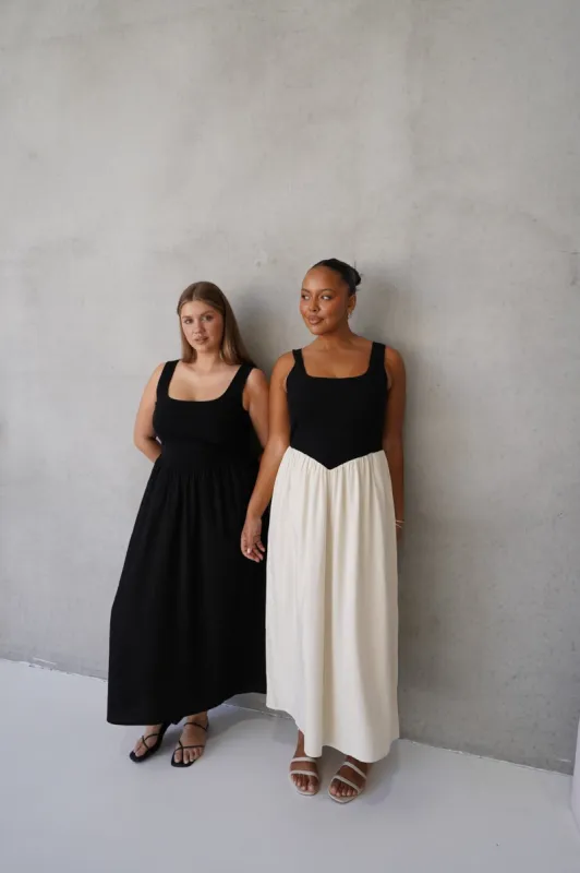 FB SALE - MYRA DRESS NEUTRAL/BLACK SIZE 20 sold by FAYT The Label