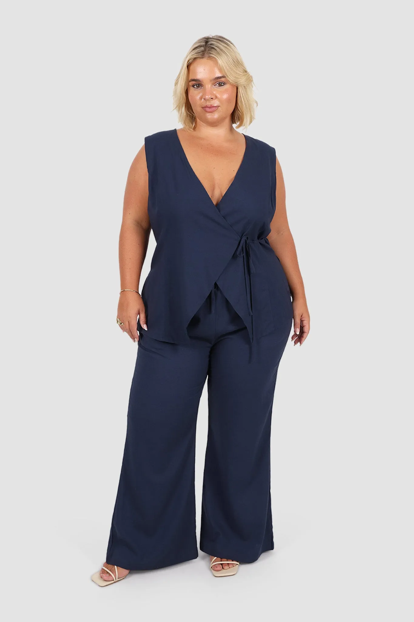 JEANI TOP NAVY sold by FAYT The Label product image thumbnail 3