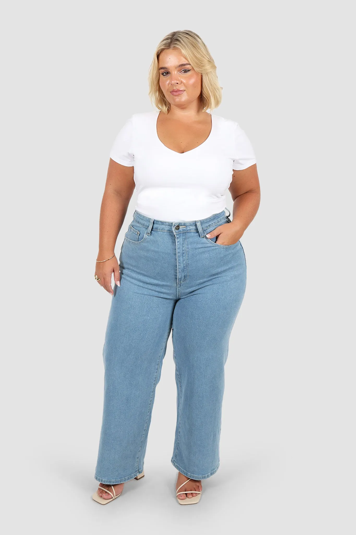 V NECK BUTTERY TEE WHITE sold by FAYT The Label product image thumbnail 4