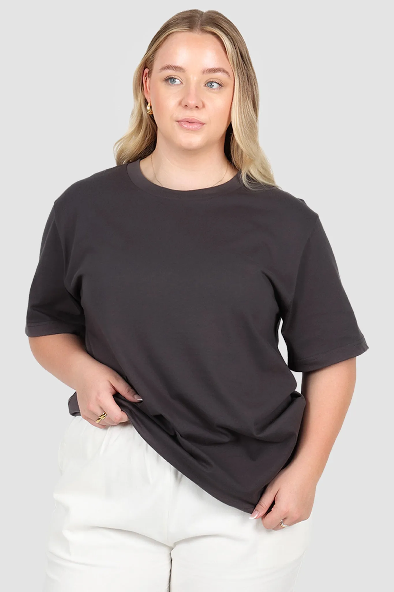 SIGNATURE TEE CHARCOAL sold by FAYT The Label