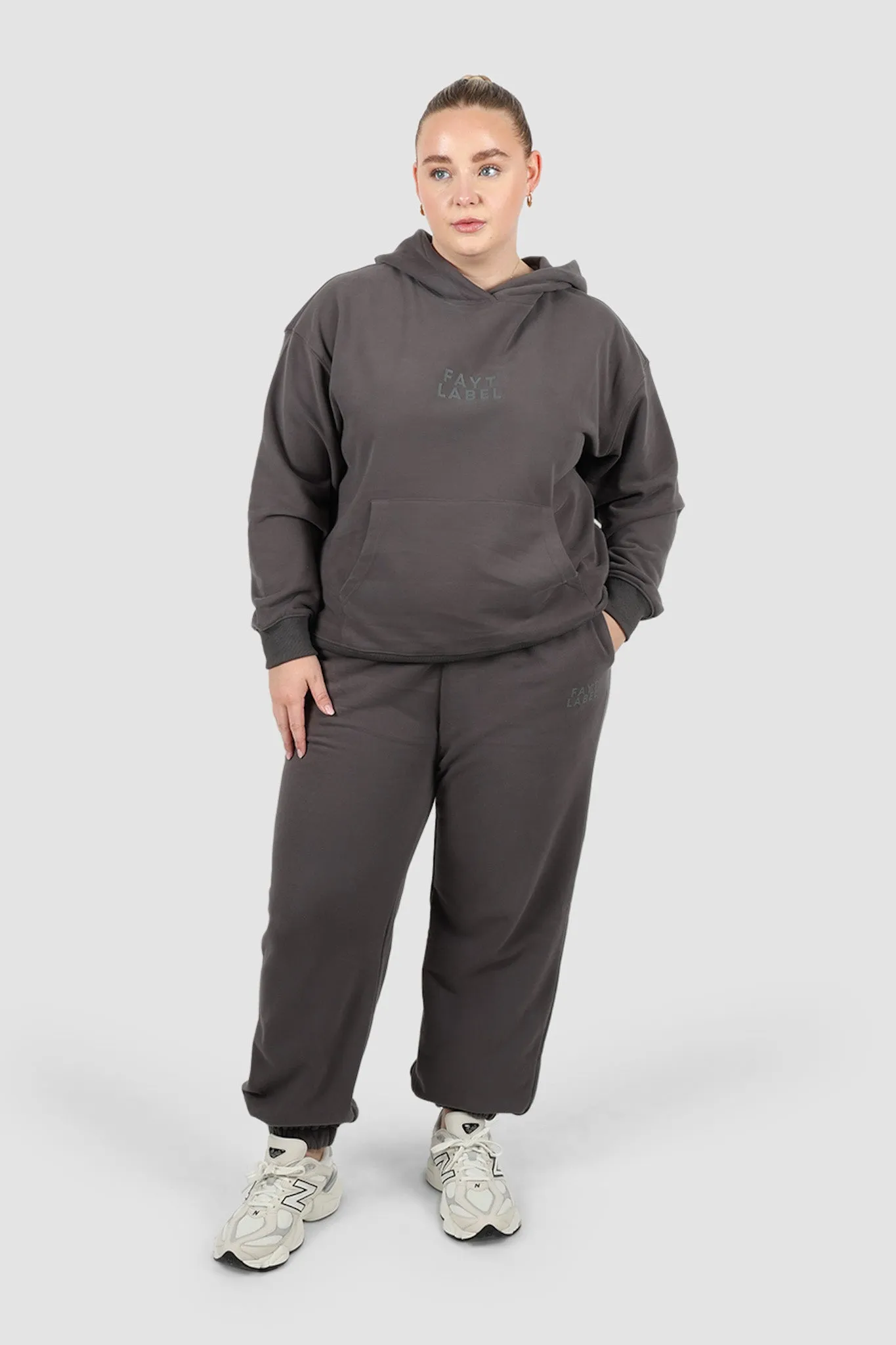 FAYT LOGO CUFF SWEATPANT CHARCOAL sold by FAYT The Label product image thumbnail 2