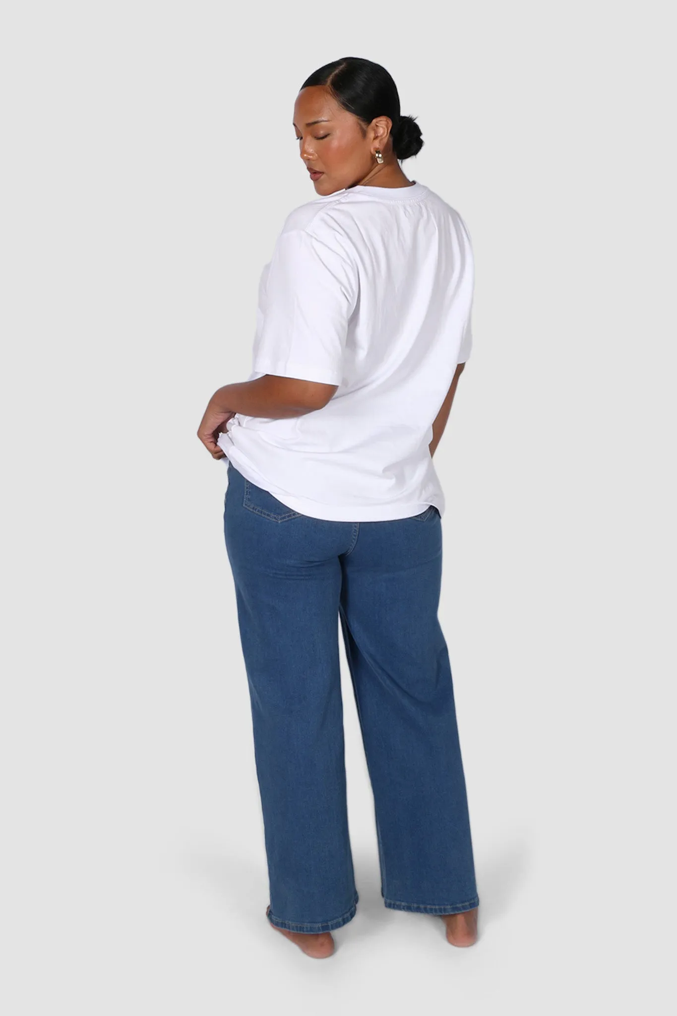 SIGNATURE TEE WHITE sold by FAYT The Label product image thumbnail 5