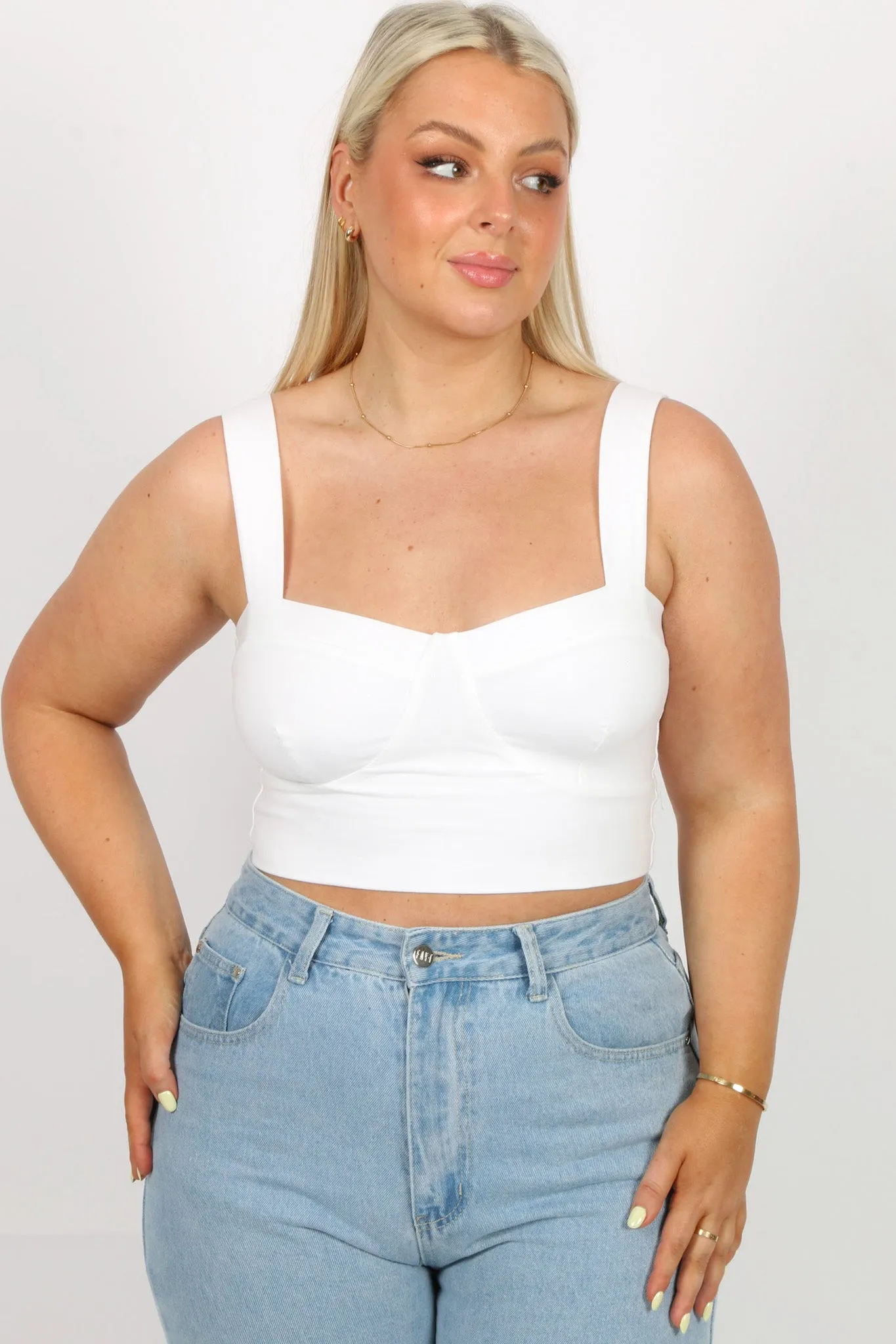 FB SALE - KEEVA TOP WHITE 22-24 sold by FAYT The Label