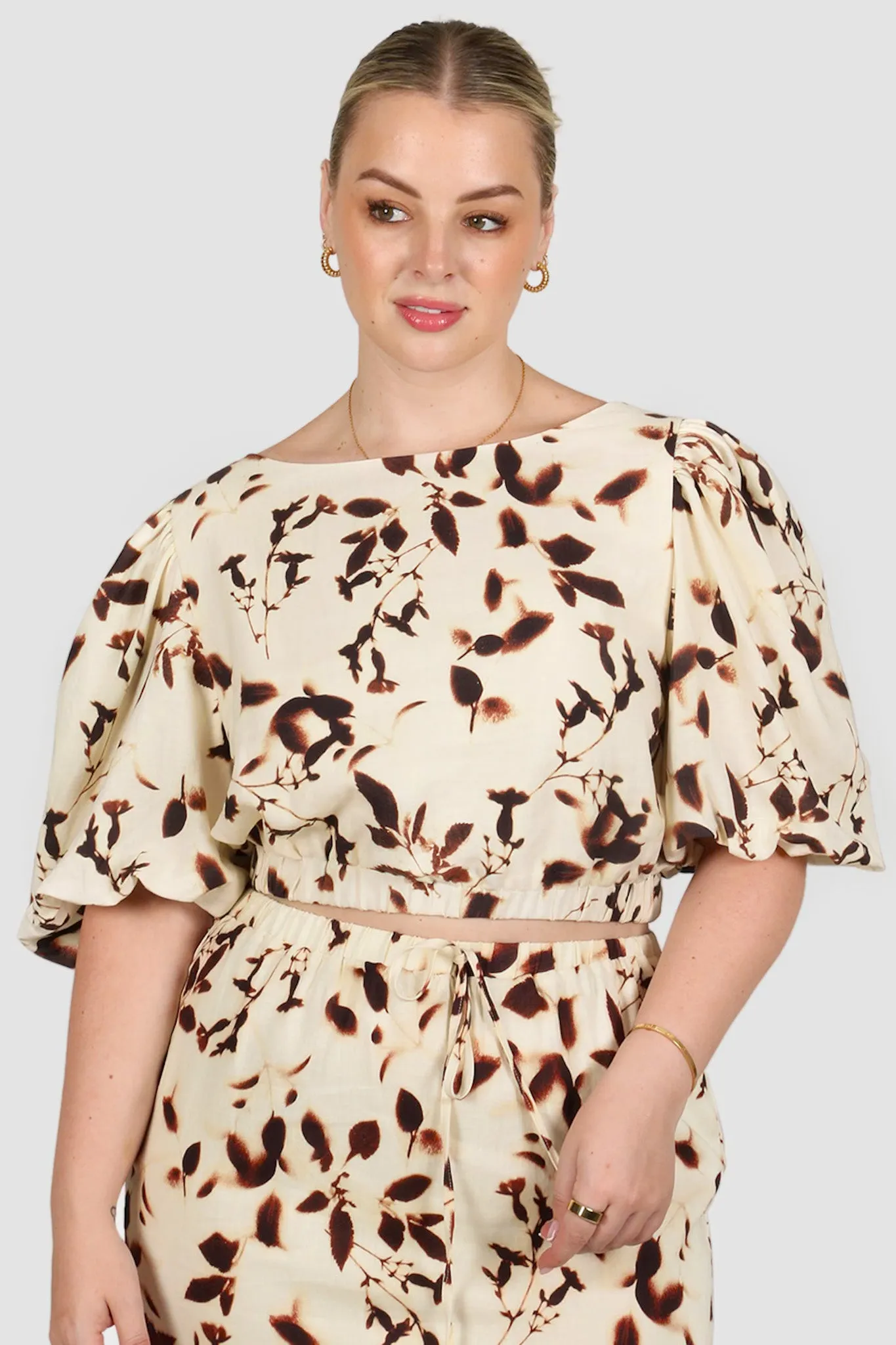 RIONA TOP LA PETALE sold by FAYT The Label