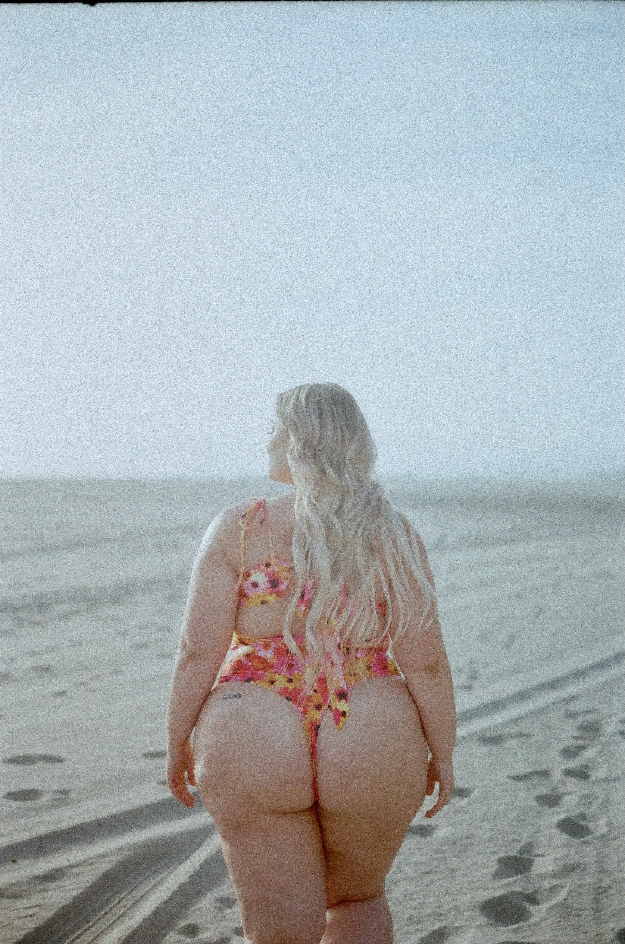 Serena Top in Pink Daisy sold by Alpine Butterfly product image thumbnail 2