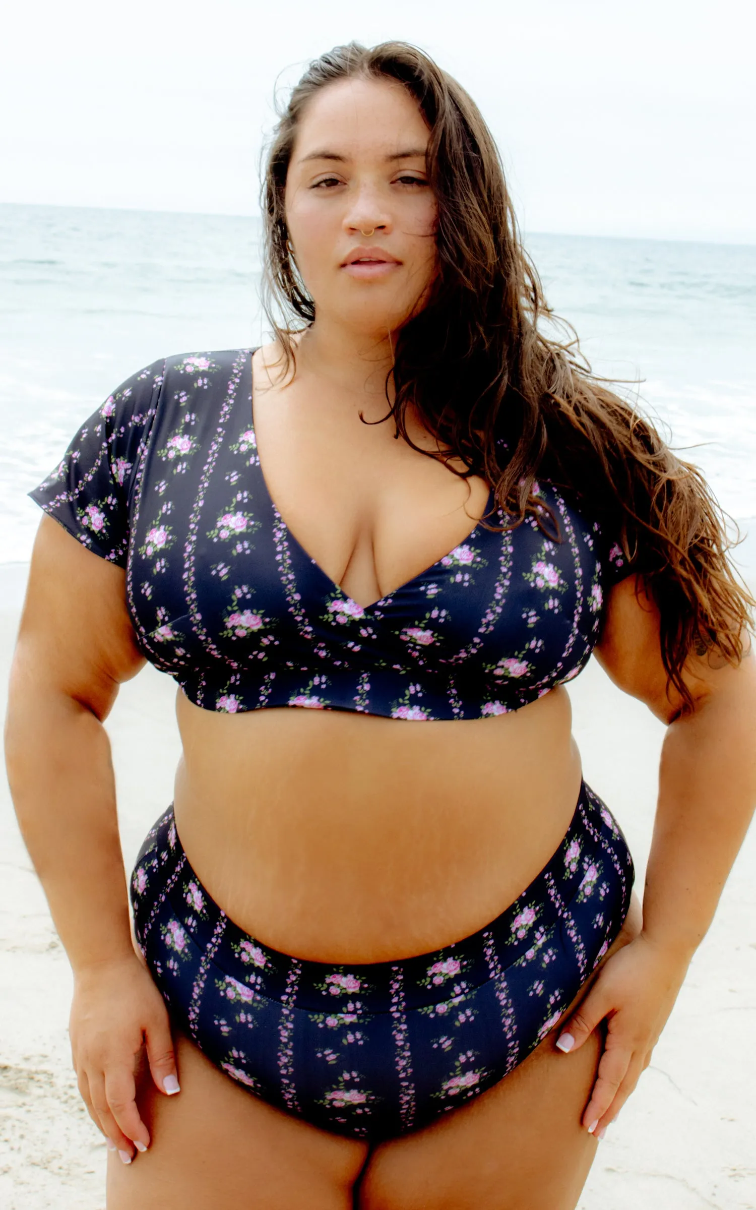 Lover Bottom in Midnight bloom sold by Alpine Butterfly product image thumbnail 3