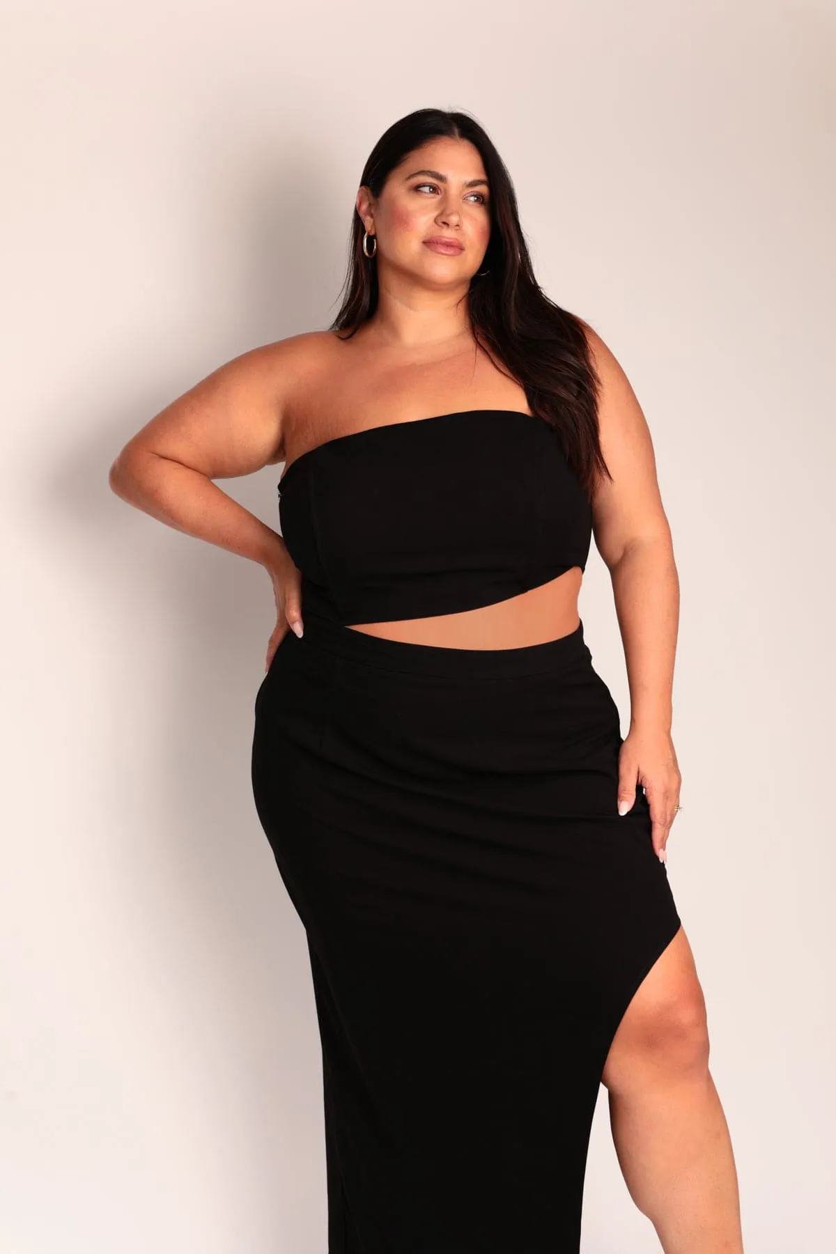 Isabella Dress sold by GiaIRL product image thumbnail 3