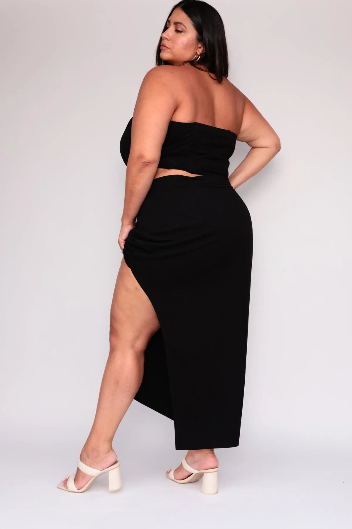 Isabella Dress sold by GiaIRL product image thumbnail 4