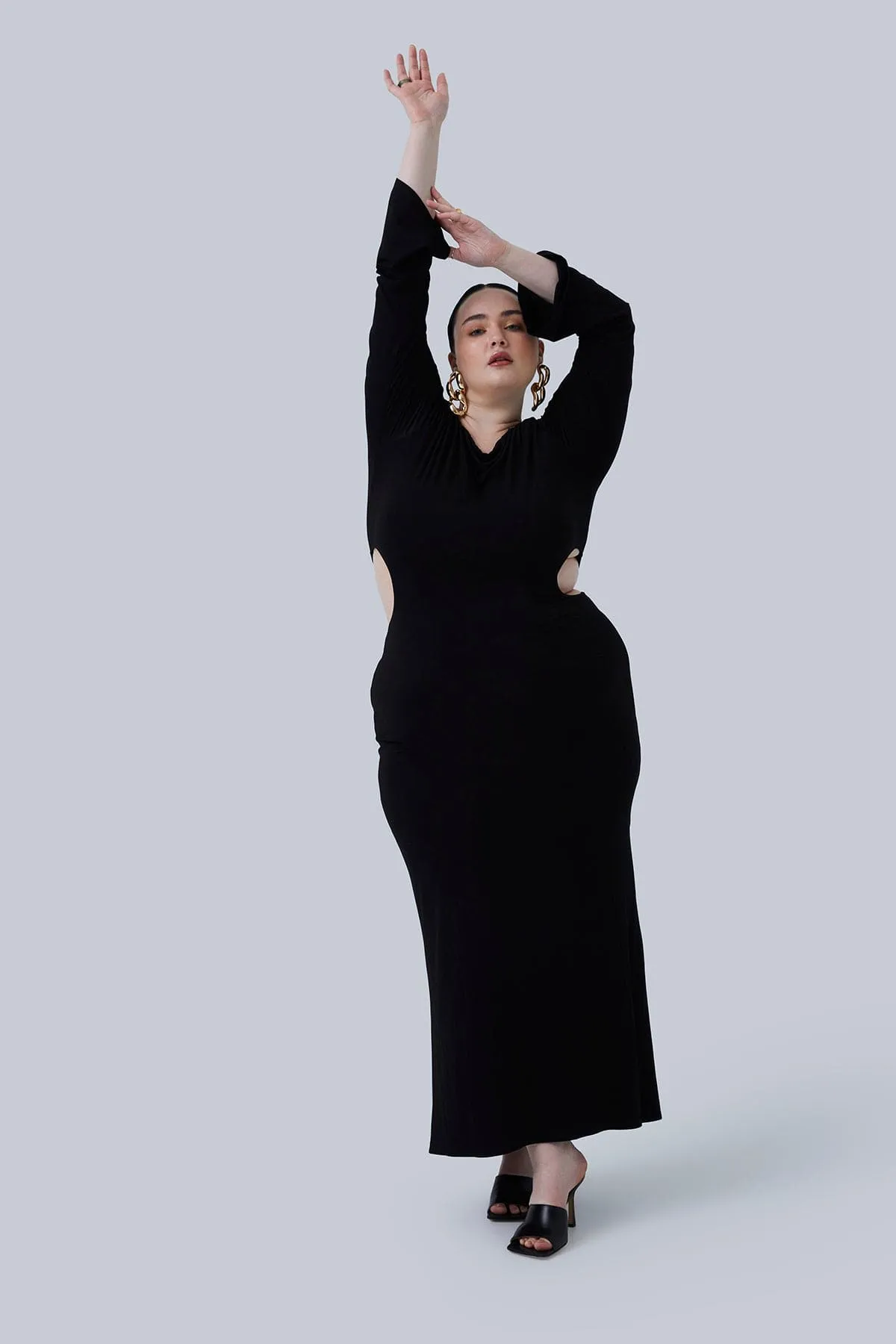 Gabrielle Maxi in Black sold by GiaIRL product image thumbnail 4