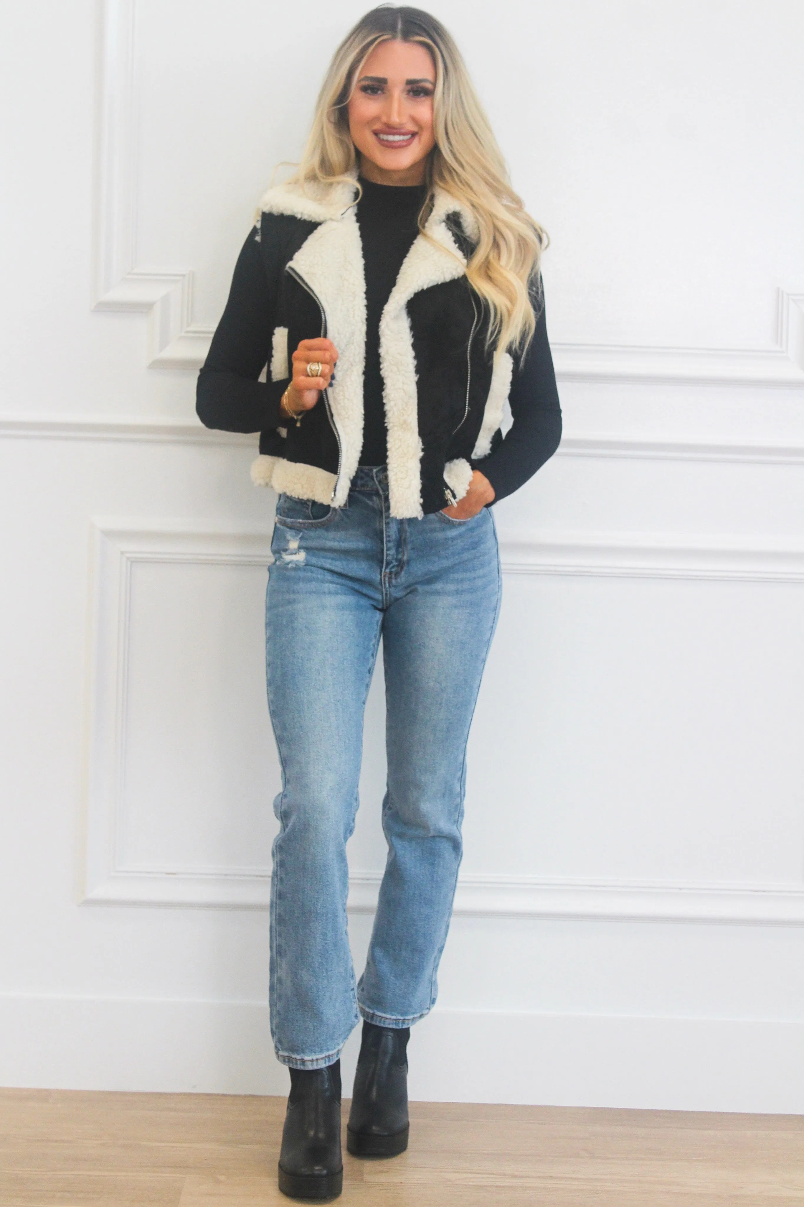 Chanda Long Sleeve Bodysuit: Black sold by Bella and Bloom product image thumbnail 4