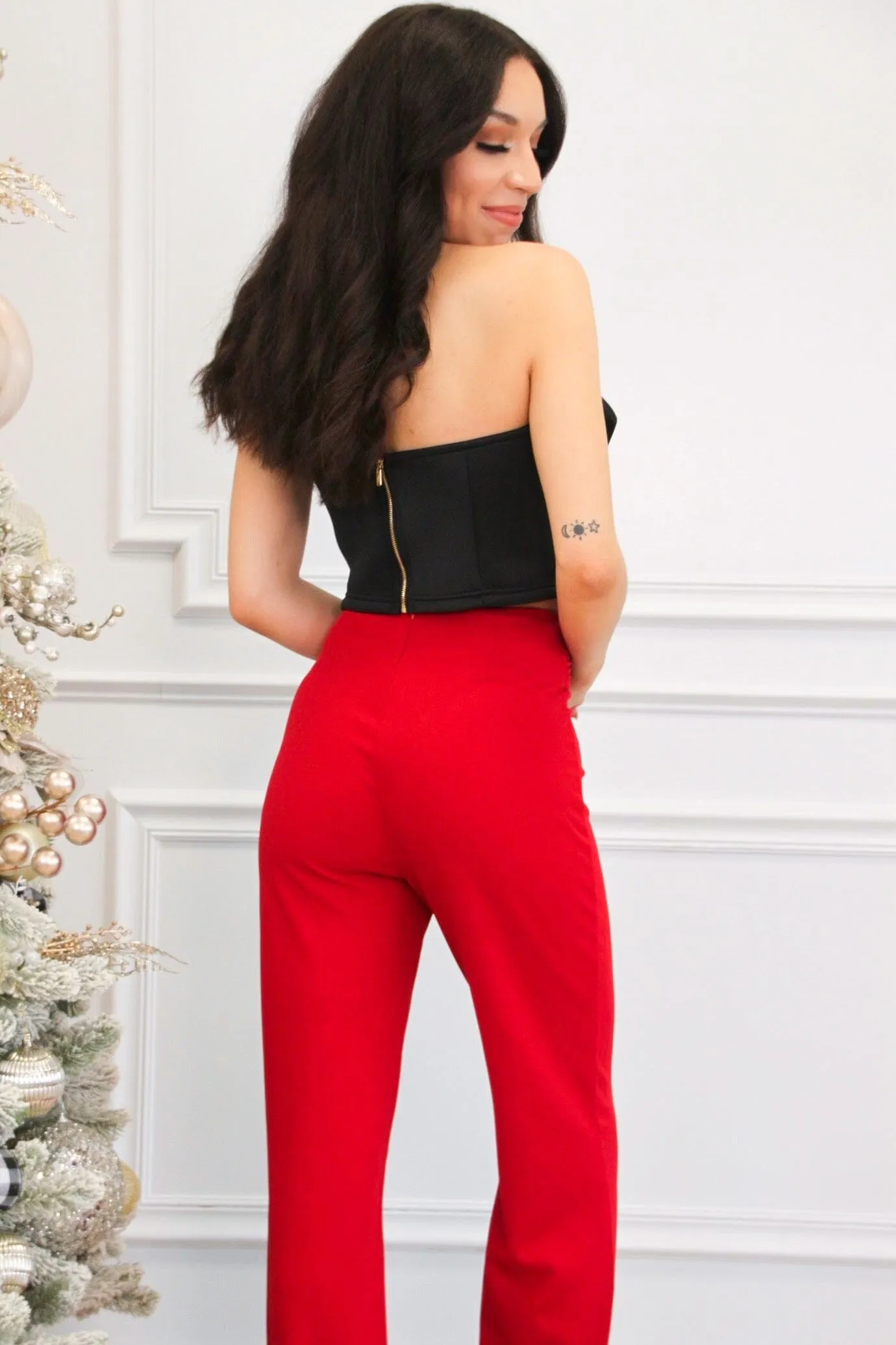 Big Bow Energy Crop Top: Black sold by Bella and Bloom product image thumbnail 3