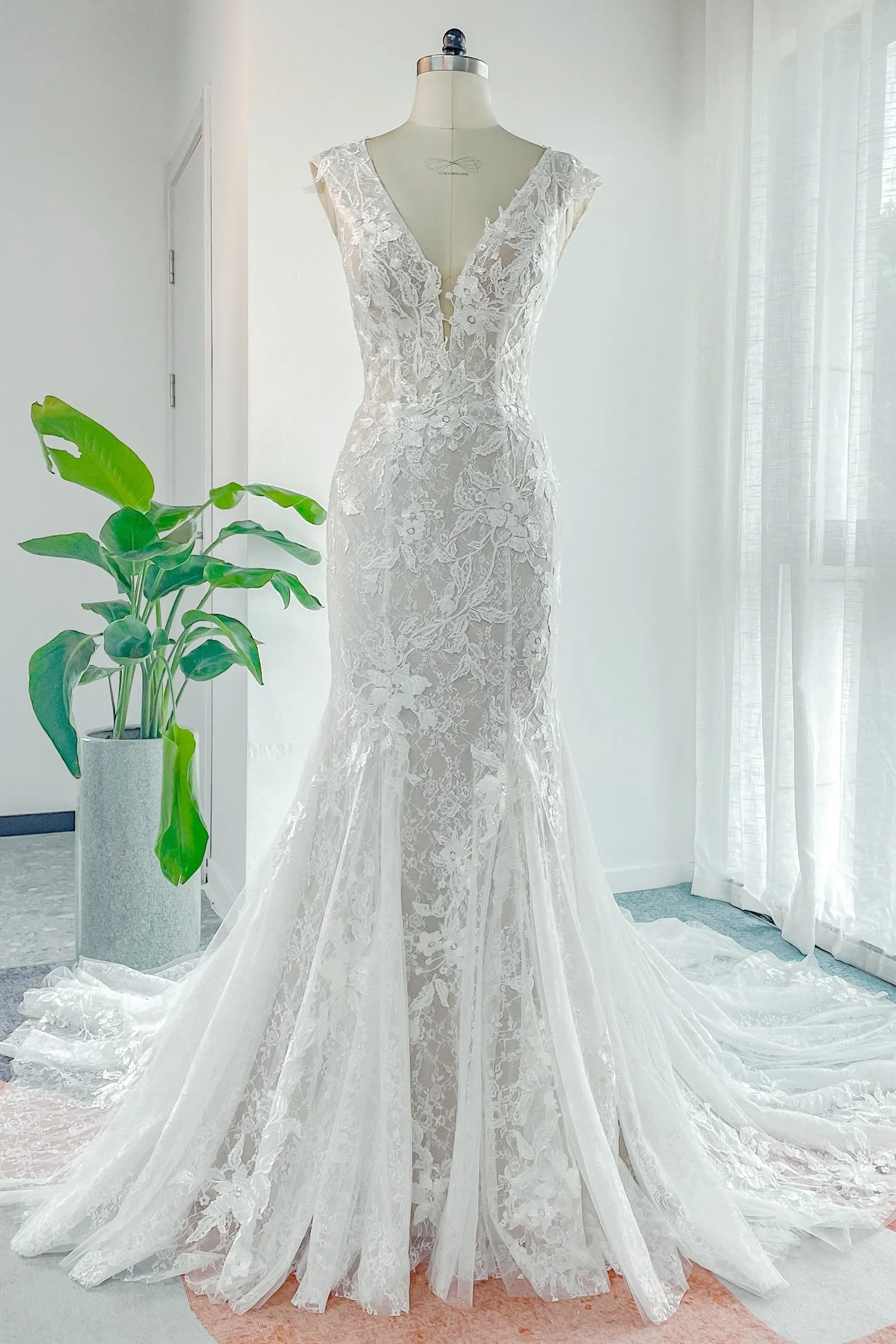 Trumpet-Mermaid Chapel Train Lace Tulle Wedding Dress CW3142 sold by Cocomelody