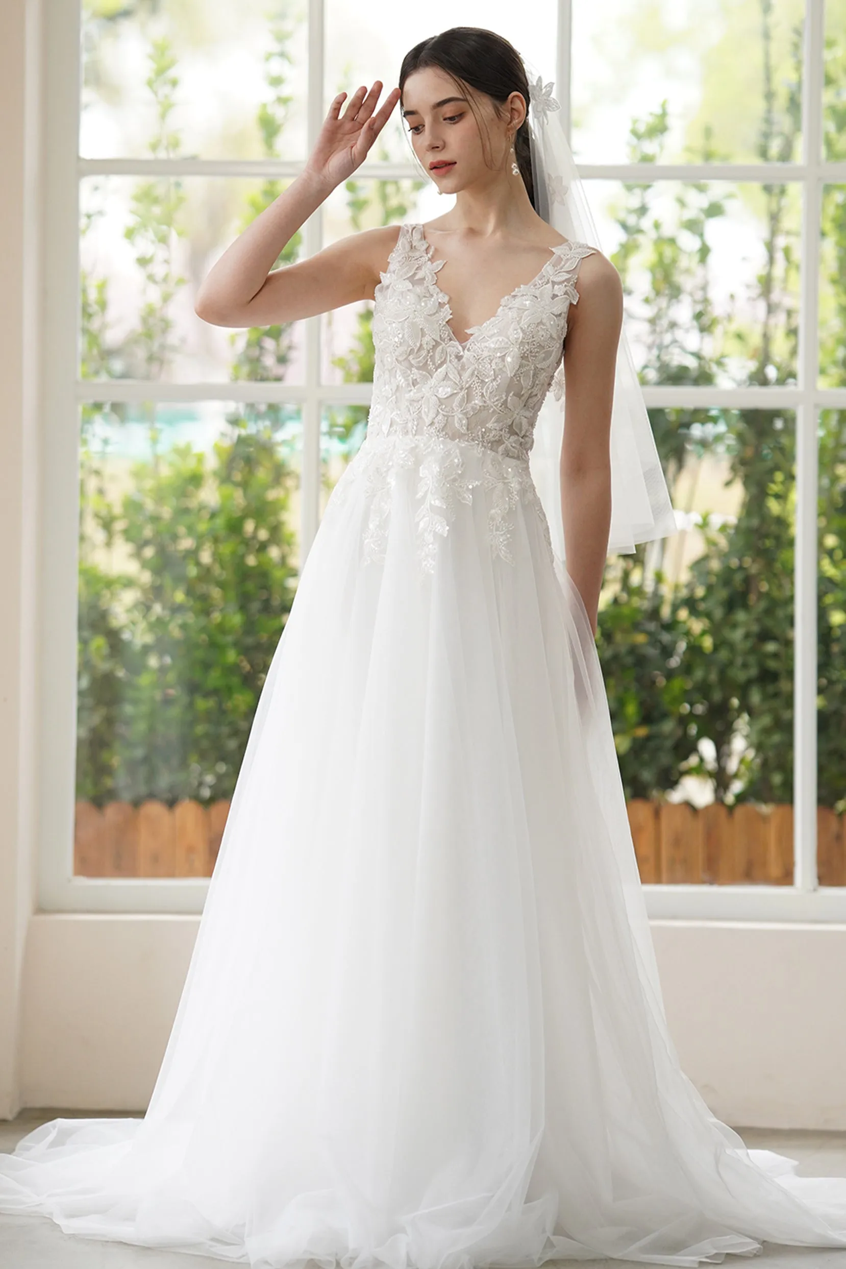 A-Line Sweep-Brush Train Lace Tulle Wedding Dress CW3306 sold by Cocomelody product image thumbnail 4