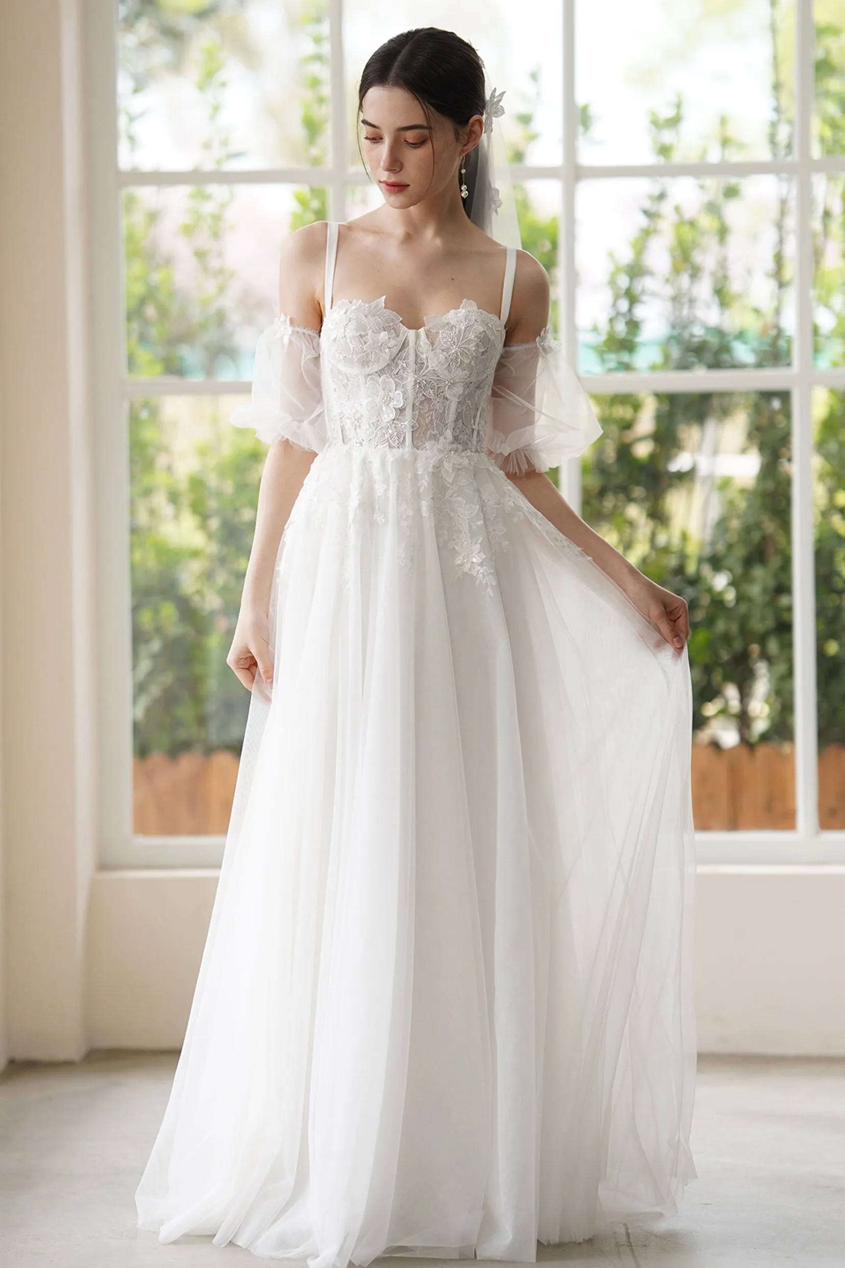 A-Line Sweep-Brush Train Lace Tulle Wedding Dress CW3307 sold by Cocomelody product image thumbnail 4