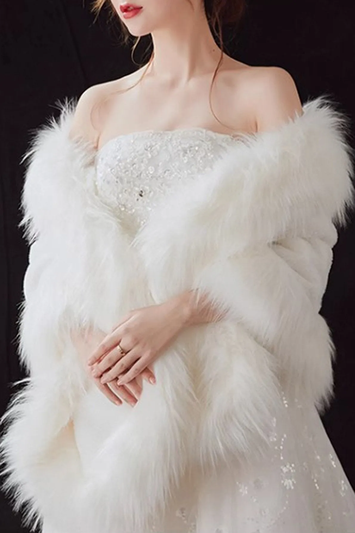 Faux Fur Shawl with CJ0134 sold by Cocomelody product image thumbnail 3