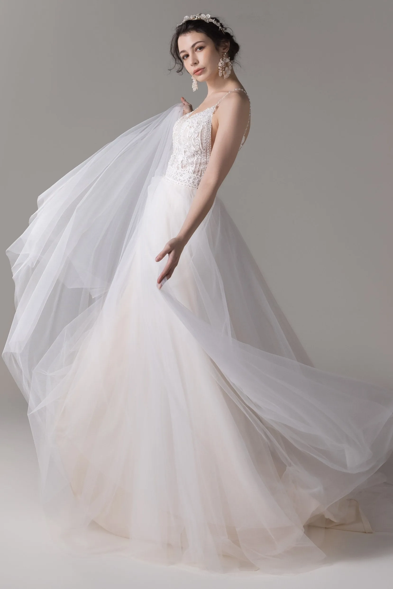A-Line Court Train Lace Tulle Wedding Dress CW2785 sold by Cocomelody product image thumbnail 4