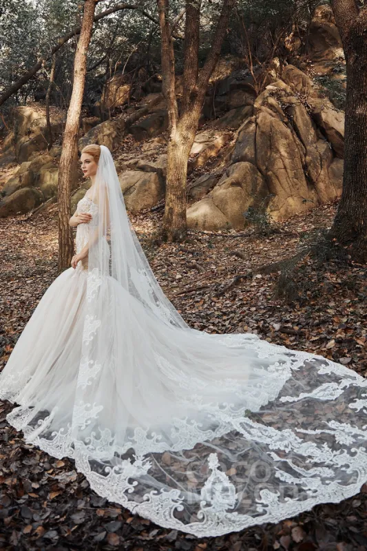 One-tier Lace Tulle Cathedral Veils Appliques Beading CV0183 sold by Cocomelody