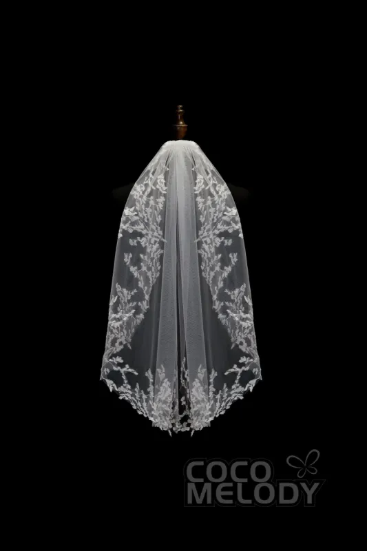 One-tier Lace Edge Tulle Hip Veils with Appliques AV180003 sold by Cocomelody