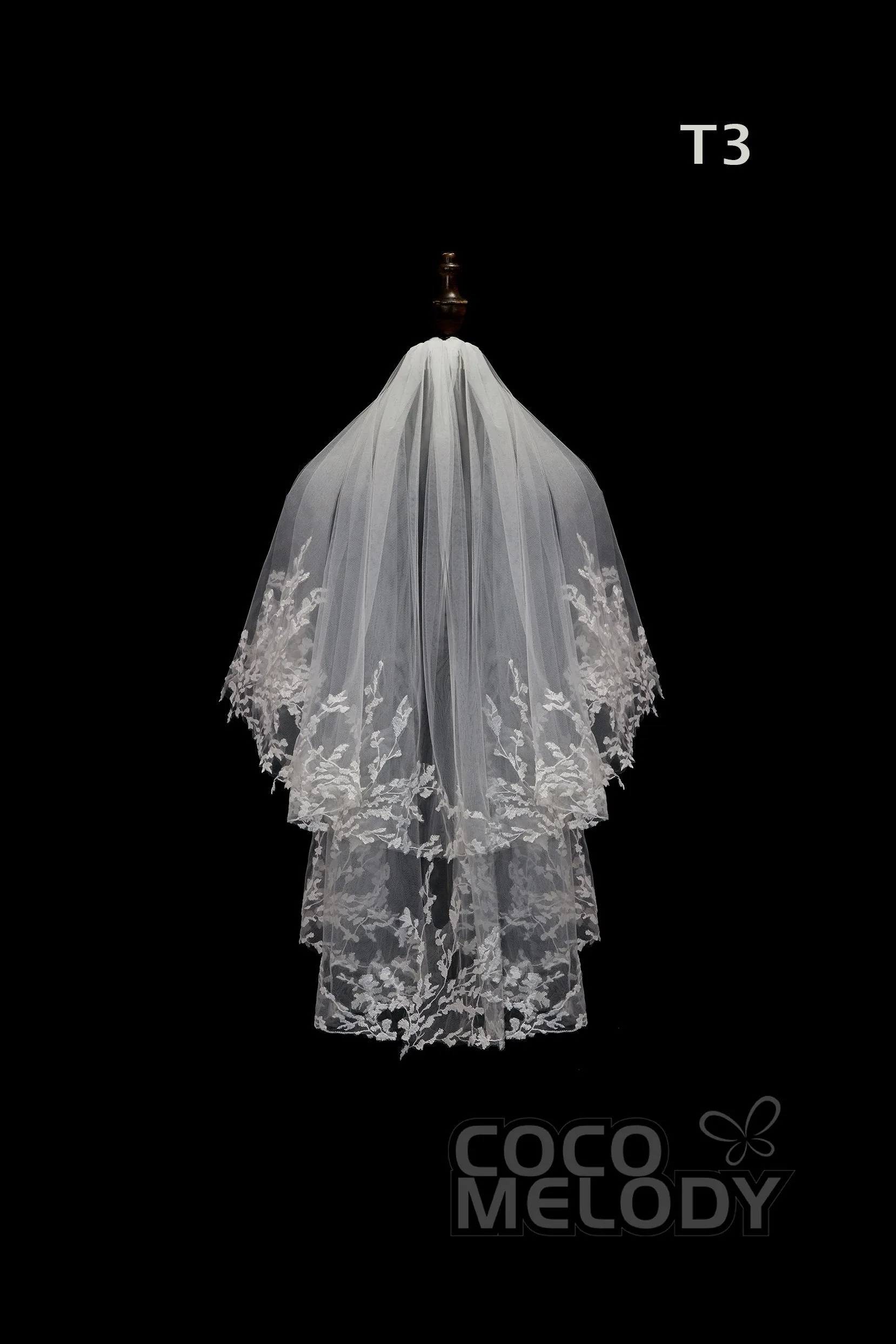 One-tier Lace Edge Tulle Hip Veils with Appliques AV180003 sold by Cocomelody product image thumbnail 3