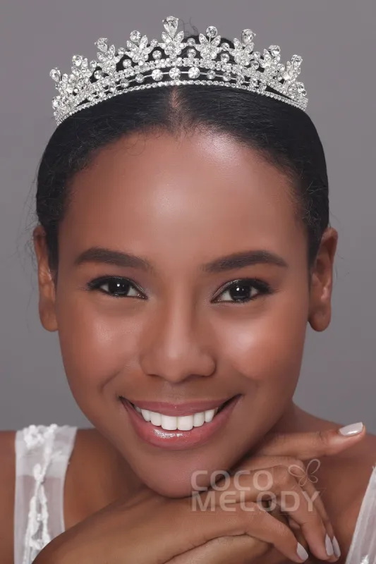 Charming Cubic Zirconia Tiara with Rhinestone CR17005 sold by Cocomelody