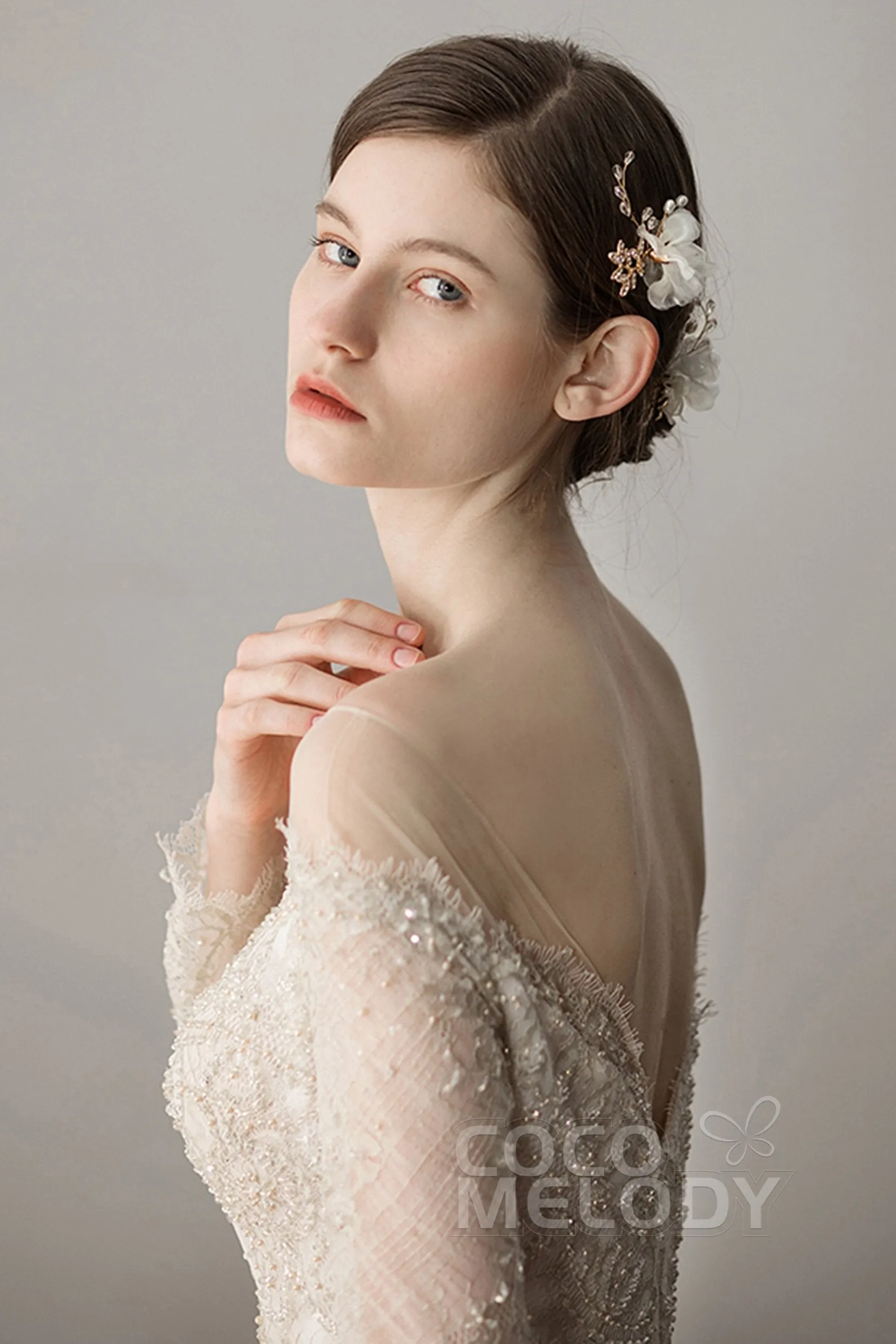 Alloy Hairpins with Flower Imitation Pearl Crystals AH18008 sold by Cocomelody