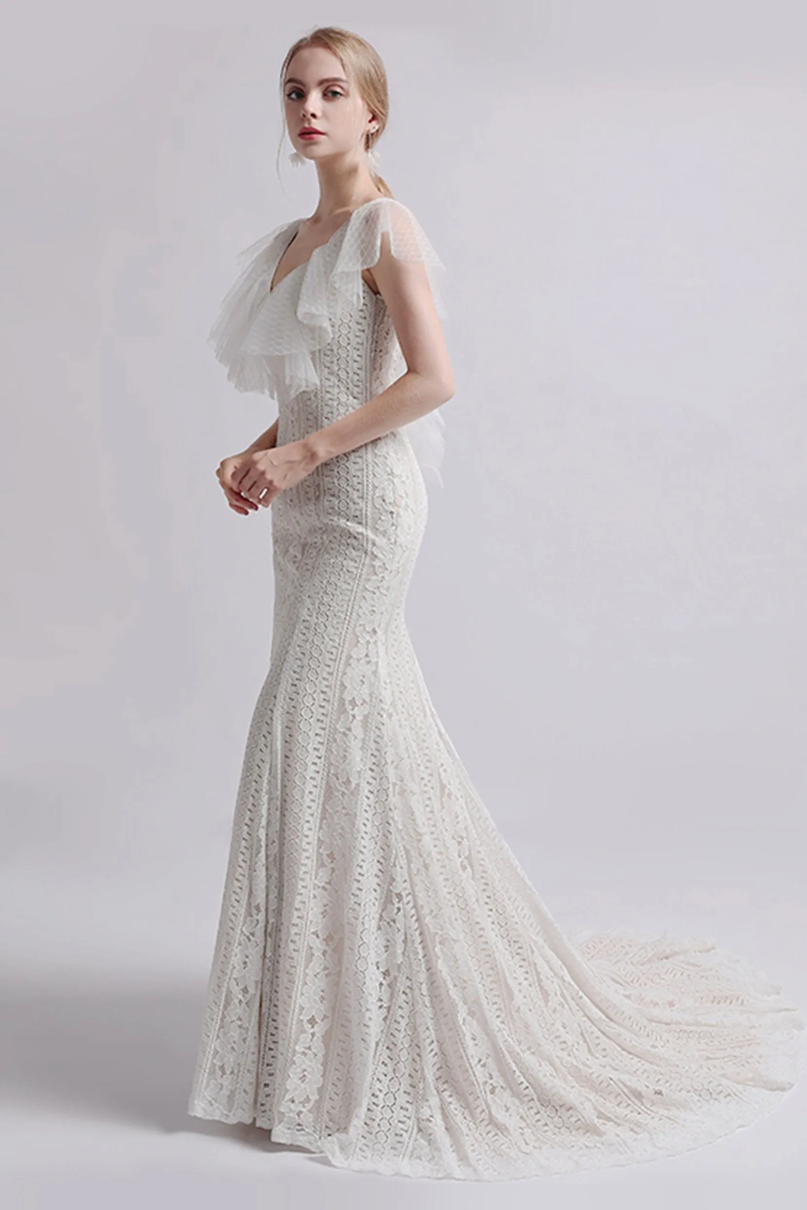 Mermaid Sweep-Brush Train Lace Tulle Wedding Dress CW2731 sold by Cocomelody product image thumbnail 3