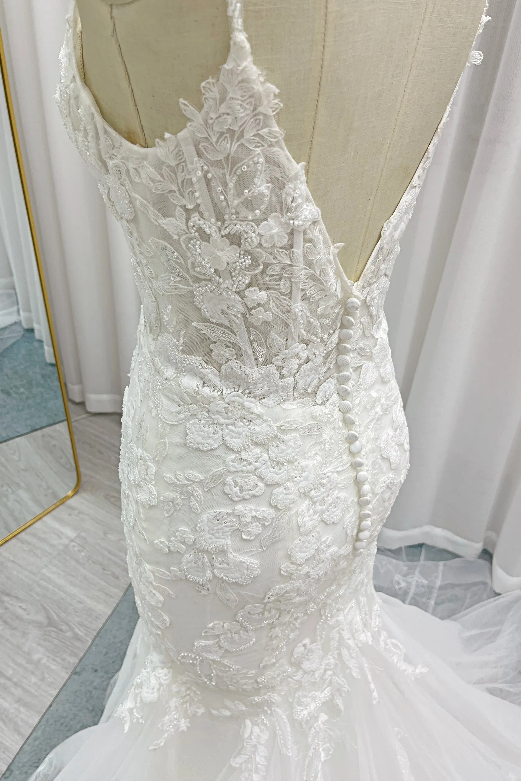 Trumpet-Mermaid Chapel Train Lace Tulle Wedding Dress CW3228 sold by Cocomelody product image thumbnail 5