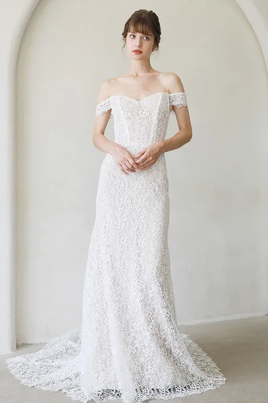 Trumpet-Mermaid Sweep-Brush Train Lace Wedding Dress CW3058 sold by Cocomelody