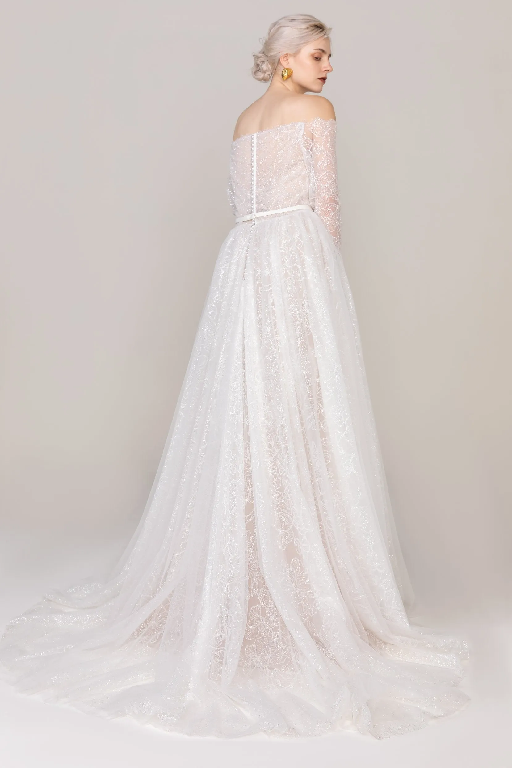 A-Line Court Train Tulle Lace Wedding Dress CW2484 sold by Cocomelody product image thumbnail 3