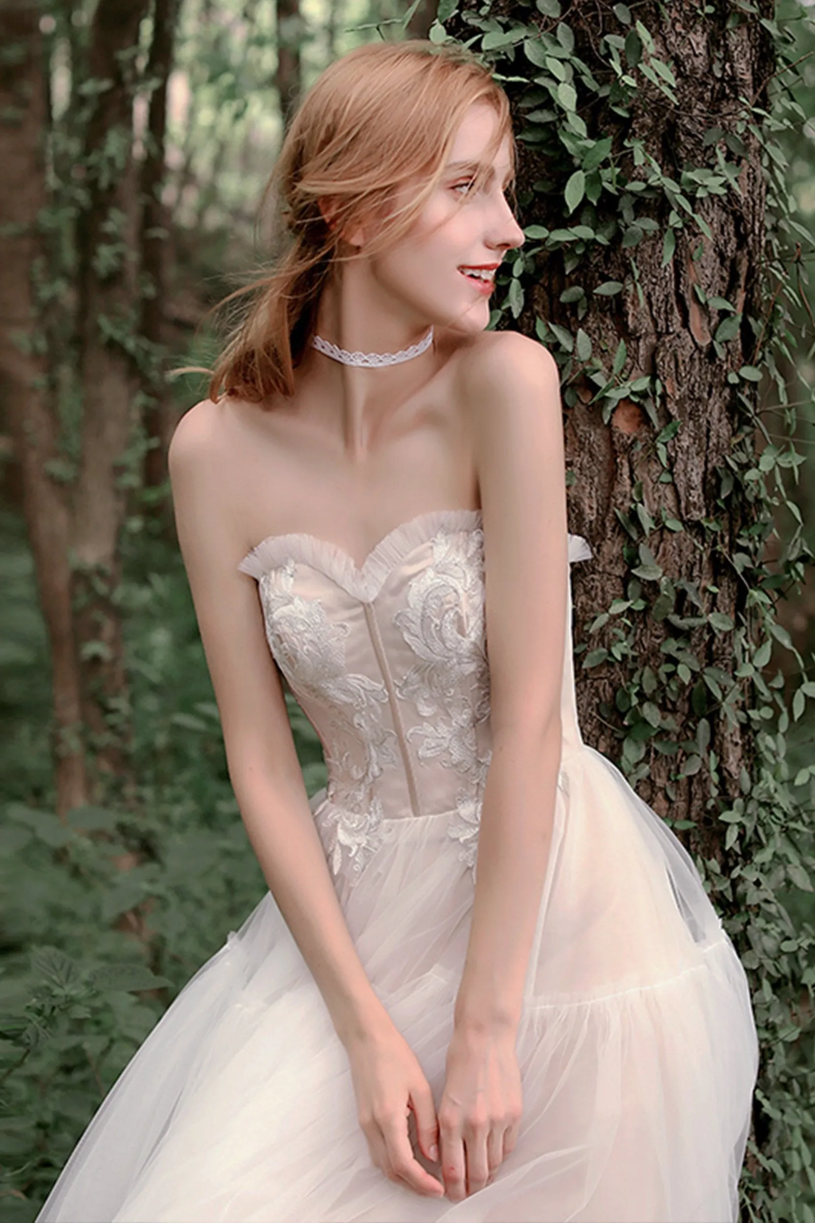 A-Line Tea Length Lace Tulle Wedding Dress CW2756 sold by Cocomelody product image thumbnail 4
