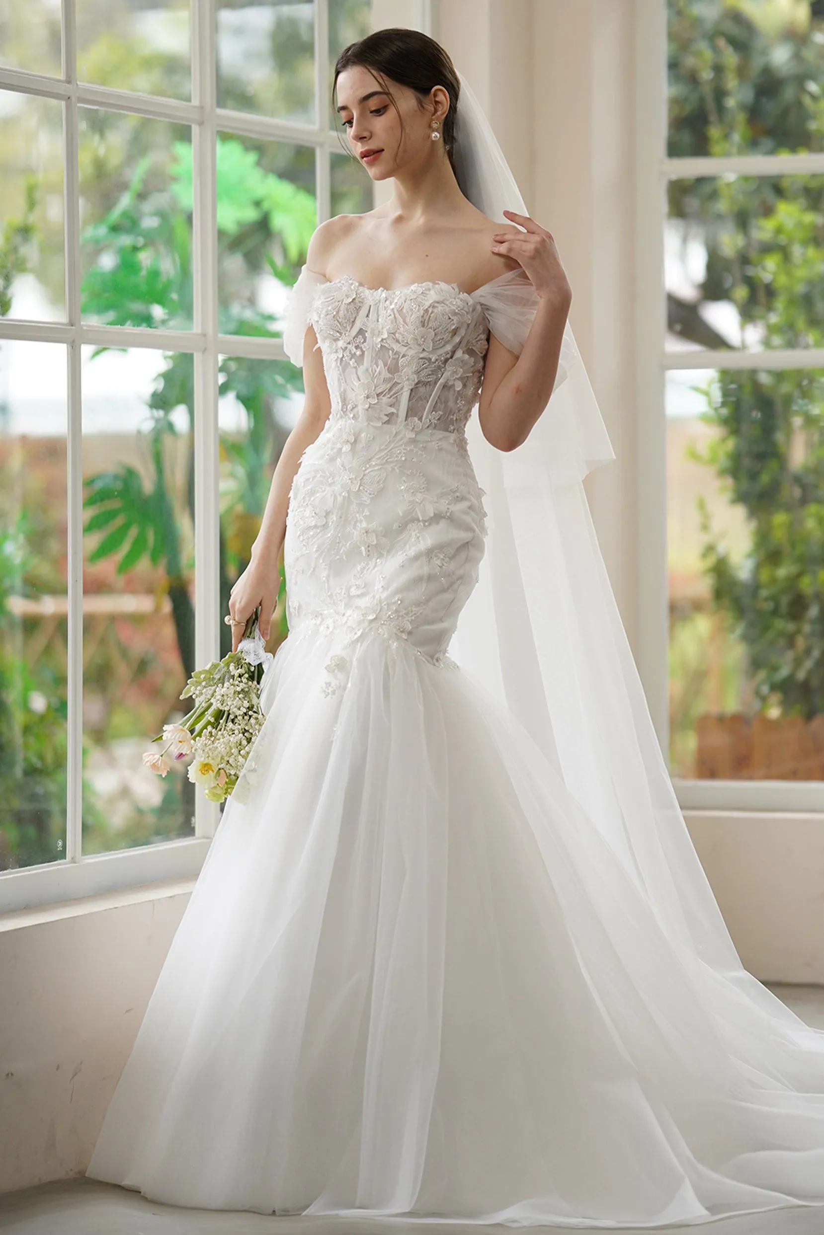 Trumpet-Mermaid Sweep-Brush Train Lace Tulle Wedding Dress CW3312 sold by Cocomelody product image thumbnail 4
