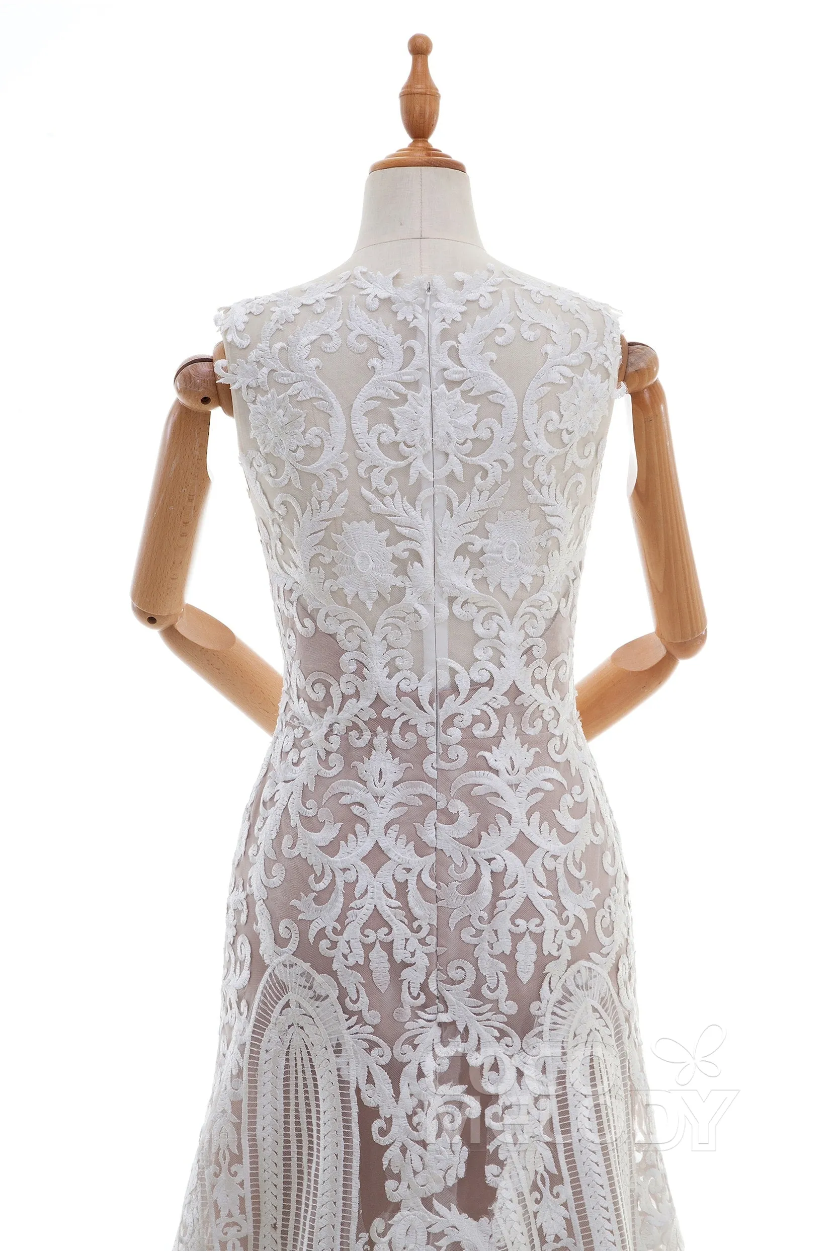 Sheath Sweep-Brush Train Lace Wedding Dress LD4317 sold by Cocomelody product image thumbnail 4