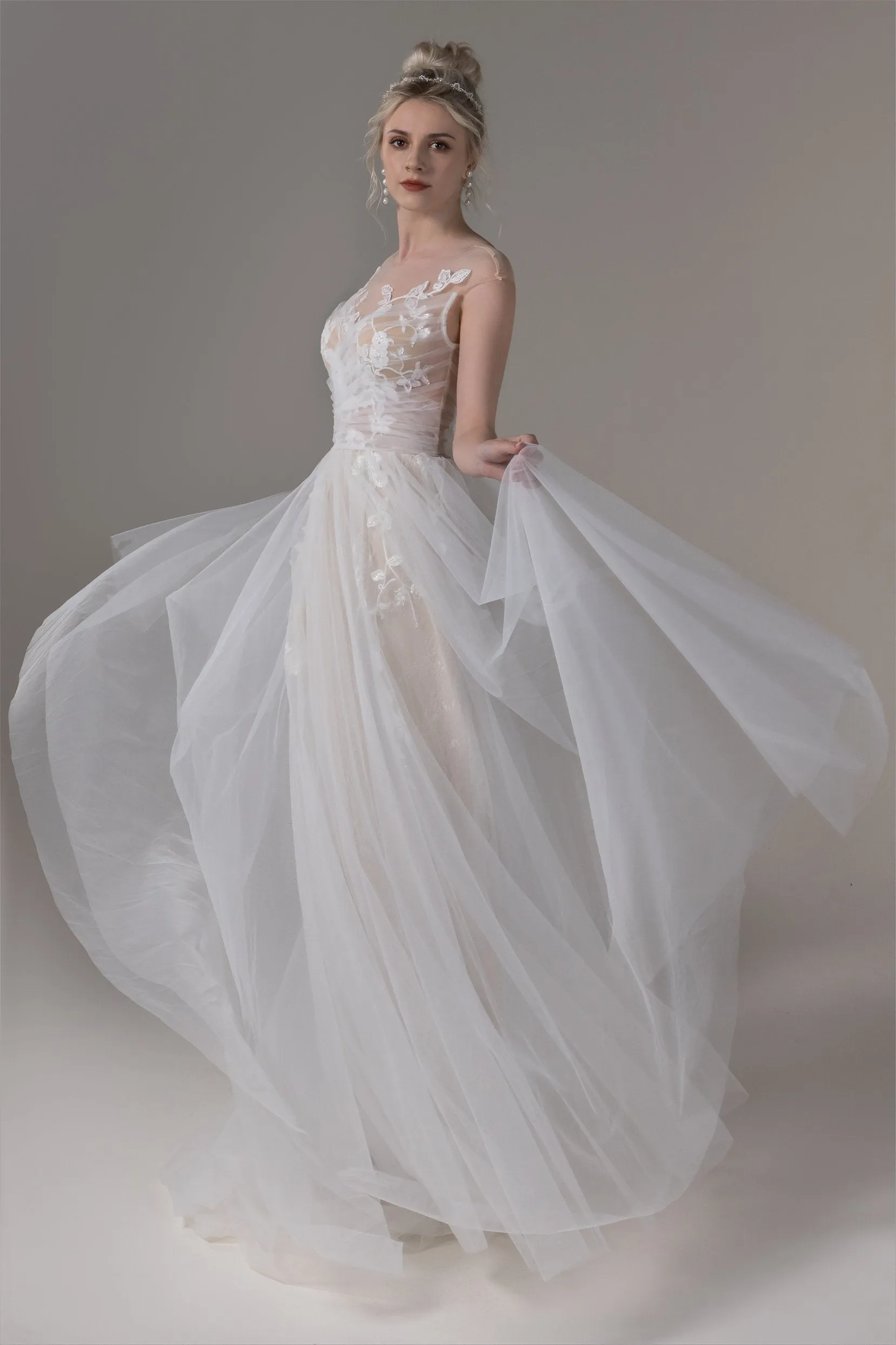 A-Line Sweep-Brush Train Lace Tulle Wedding Dress CW2653 sold by Cocomelody product image thumbnail 3