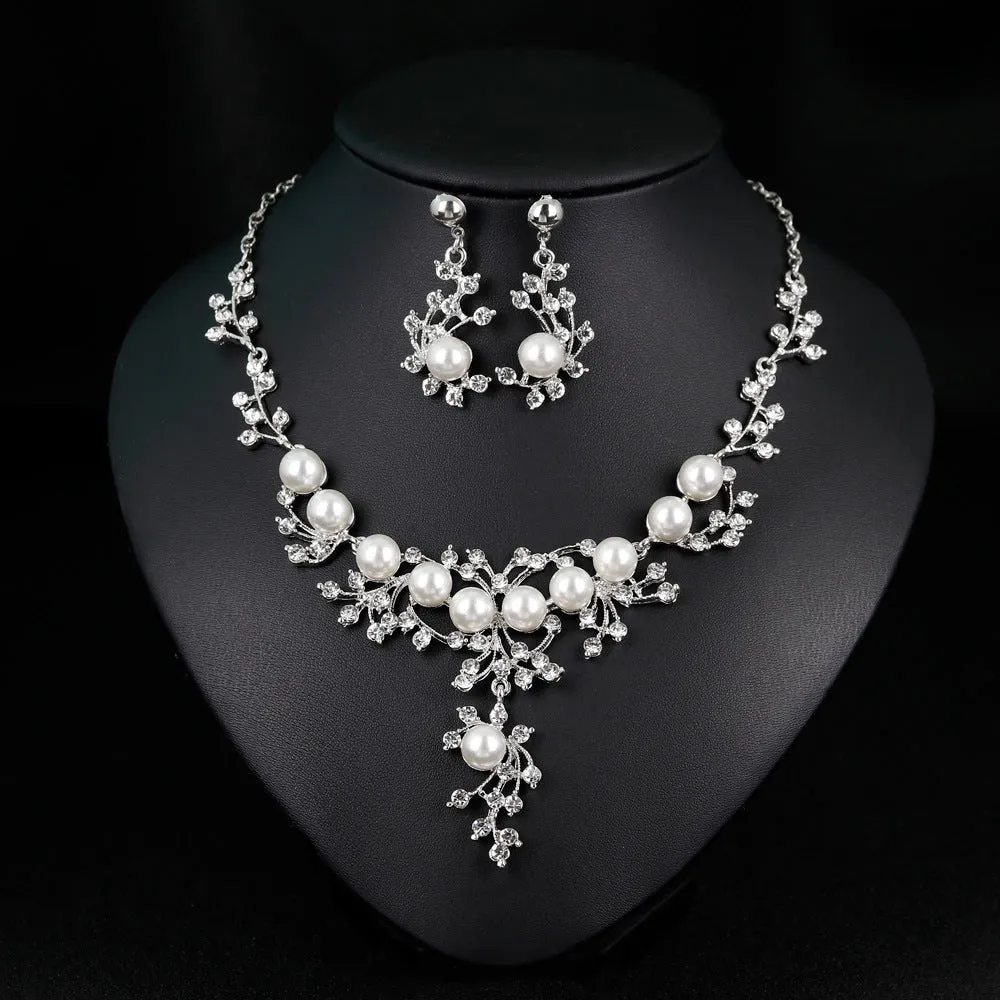 Pearl necklace set Upscale fashion creative diamond necklace earrings two-piece jewelry set 576834249869 sold by Cocomelody product image thumbnail 2
