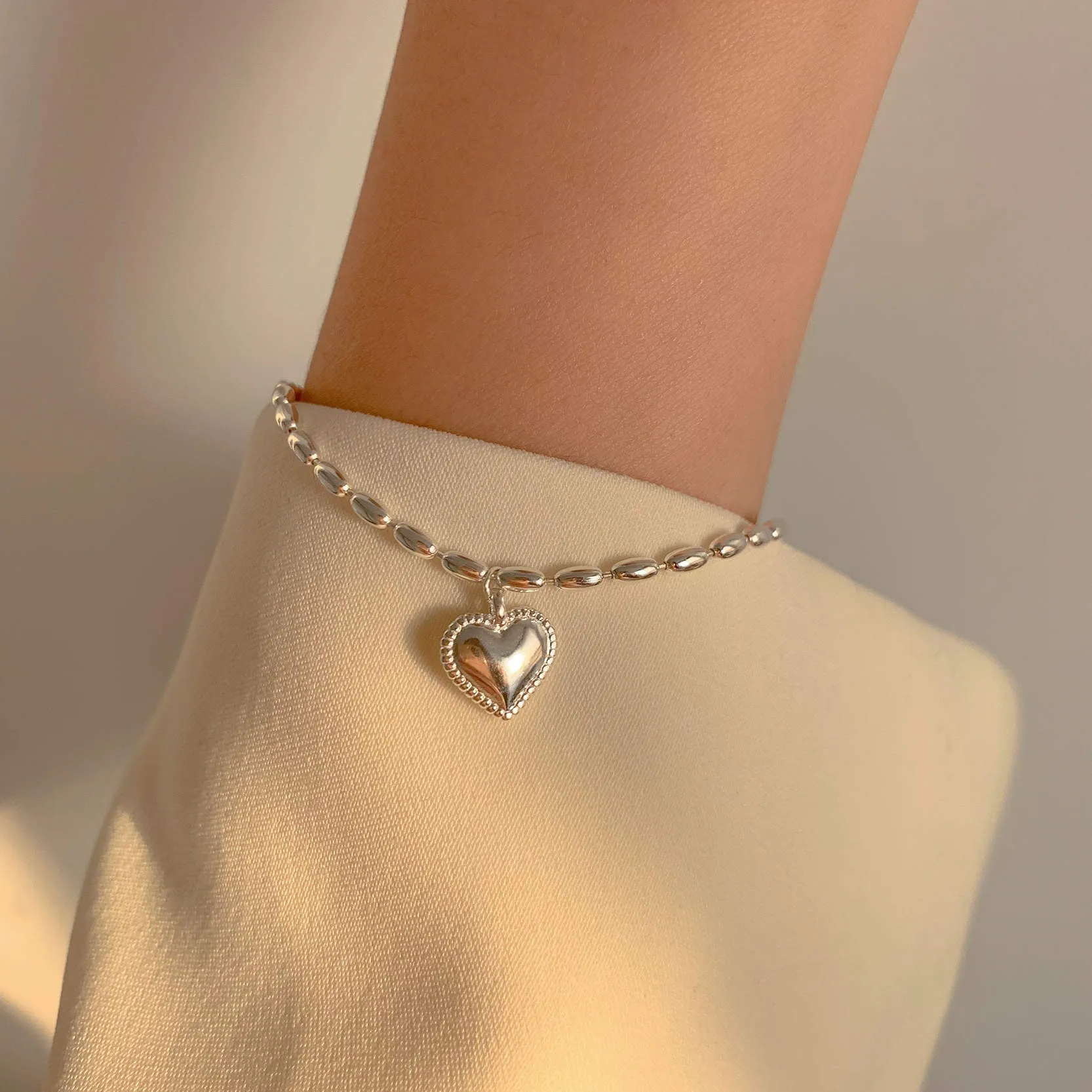 Silver plated rice heart bracelet 616834204190 sold by Cocomelody product image thumbnail 2