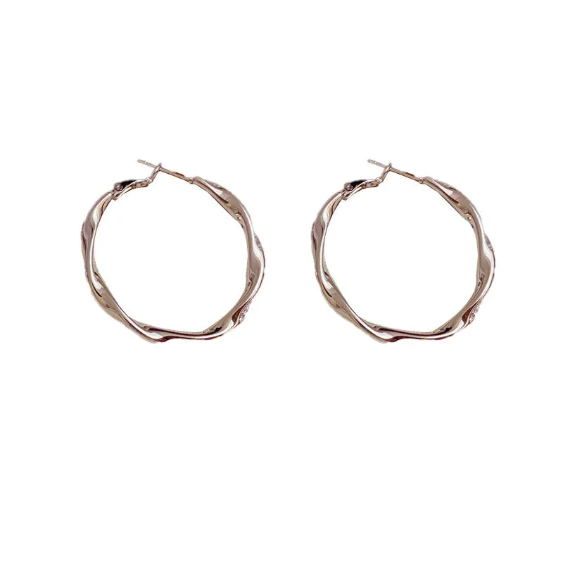 Diamond set metal hoop earrings 750500761296 sold by Cocomelody product image thumbnail 5