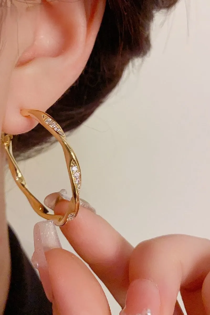 Diamond set metal hoop earrings 750500761296 sold by Cocomelody product image thumbnail 2