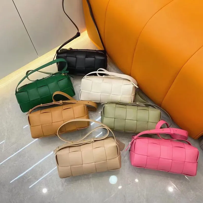 Woven bag Carrying pillow bag 712396694013 sold by Cocomelody product image thumbnail 4