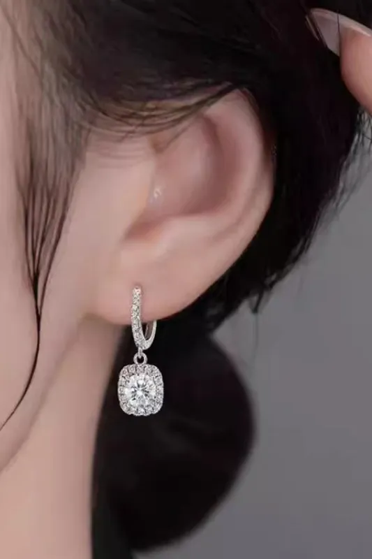 Sugar cube diamond earrings 805604207573 sold by Cocomelody