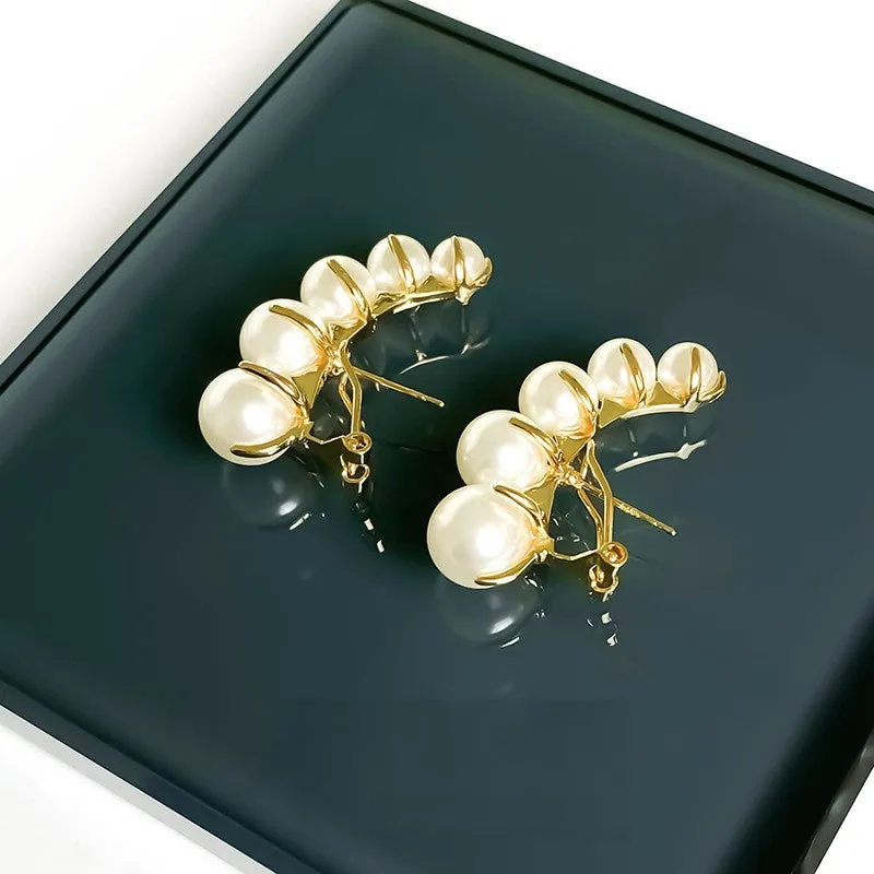 Pearl temperament light luxury high sense earring girl 713489295419 sold by Cocomelody product image thumbnail 4