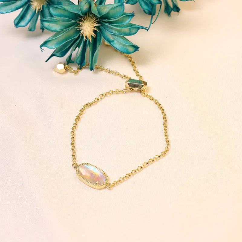 Geometric section pull bracelet 820639655690 sold by Cocomelody