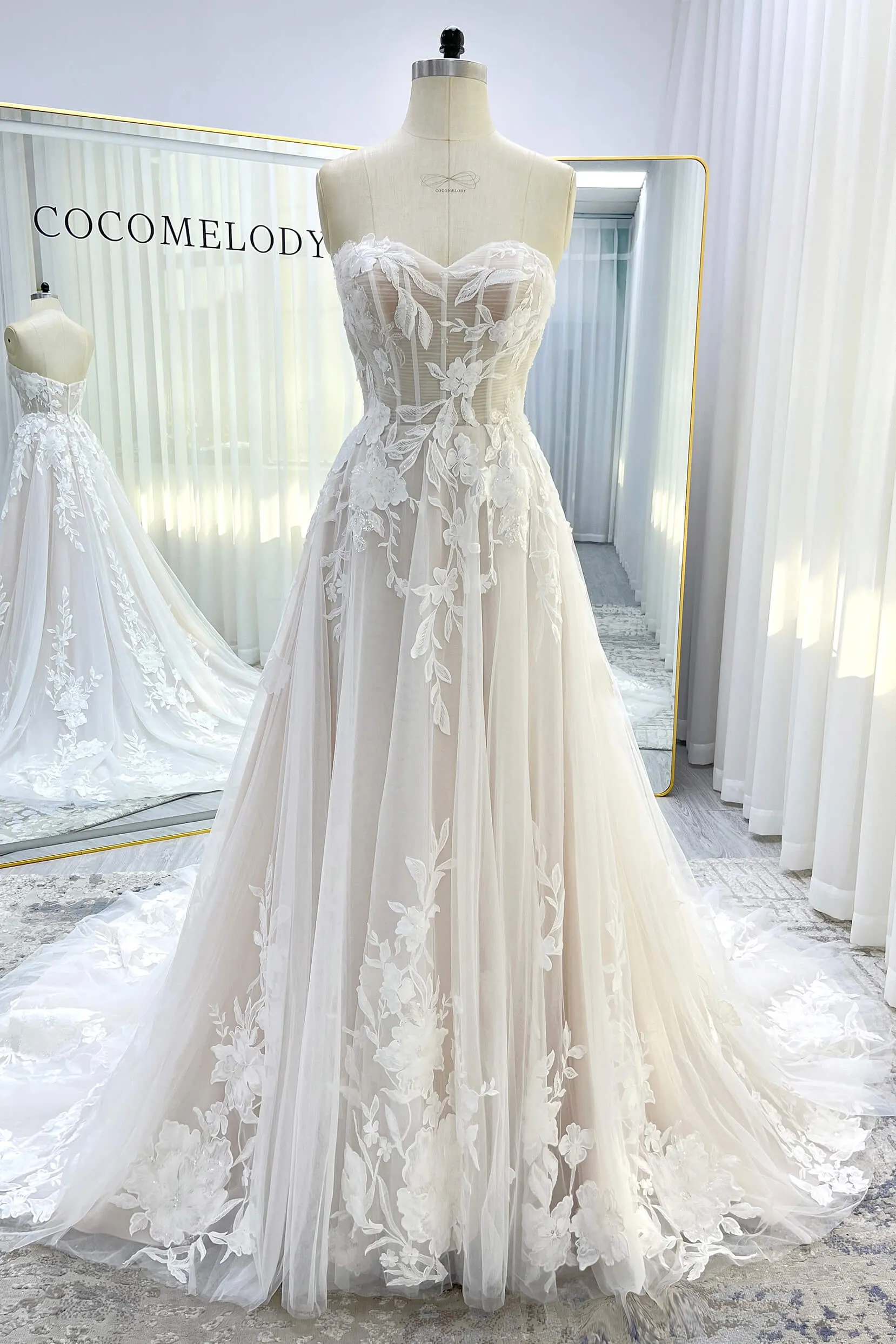 A-Line Court Train Lace Tulle Wedding Dress CW3539 sold by Cocomelody